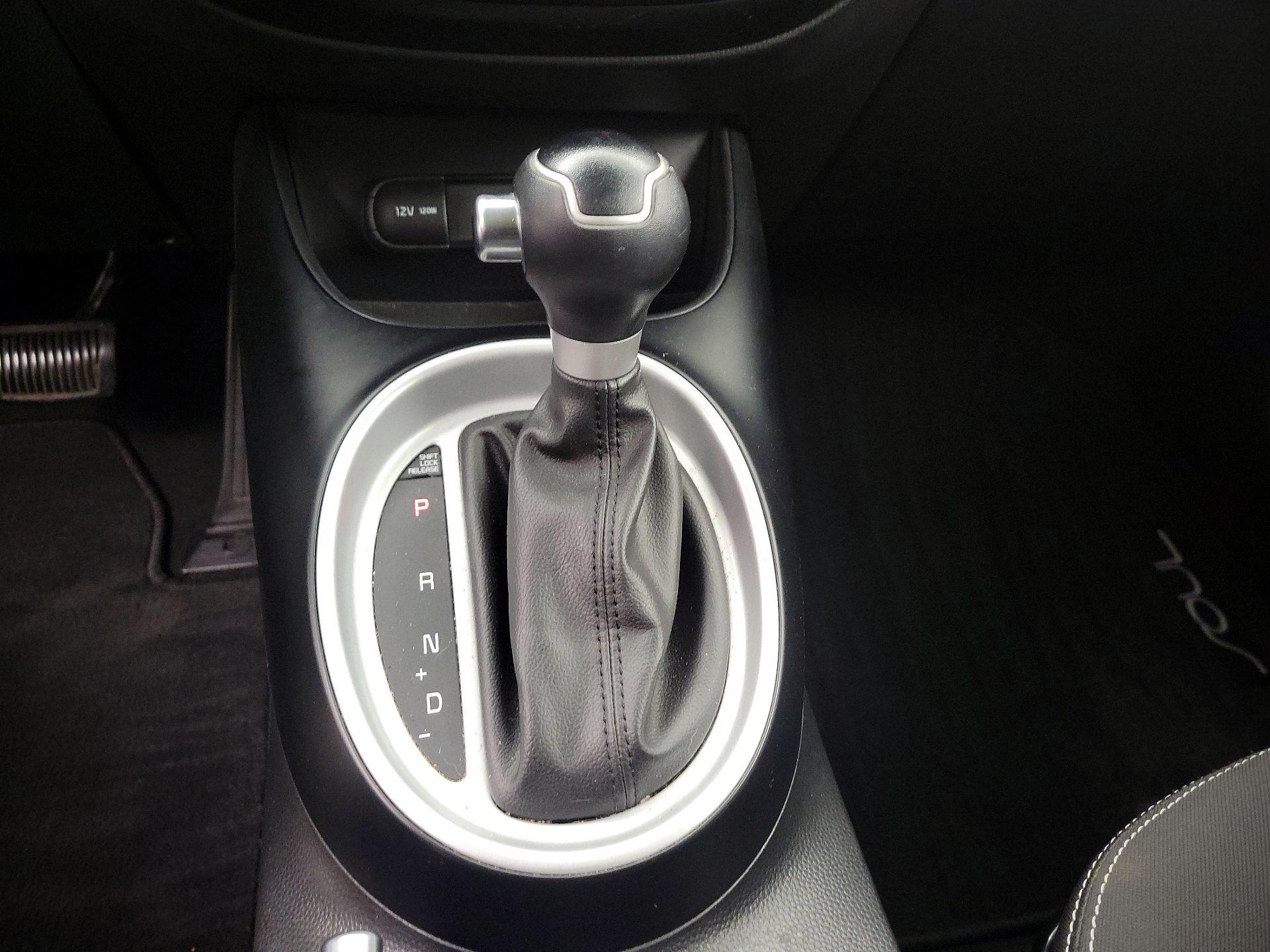 Thumbnail: 2017 Kia Soul - 16