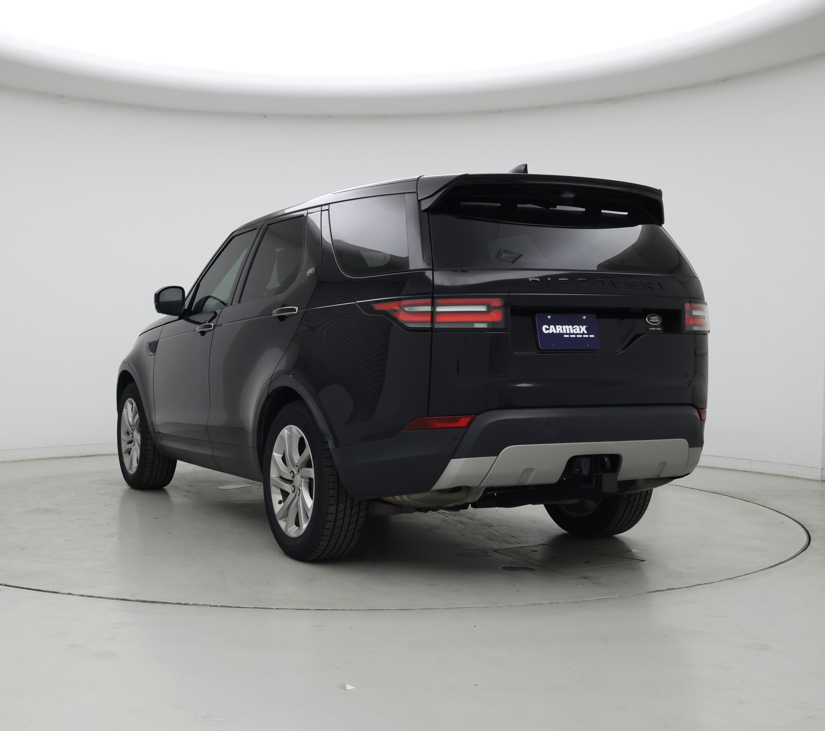 Thumbnail: 2019 Land Rover Discovery - 2