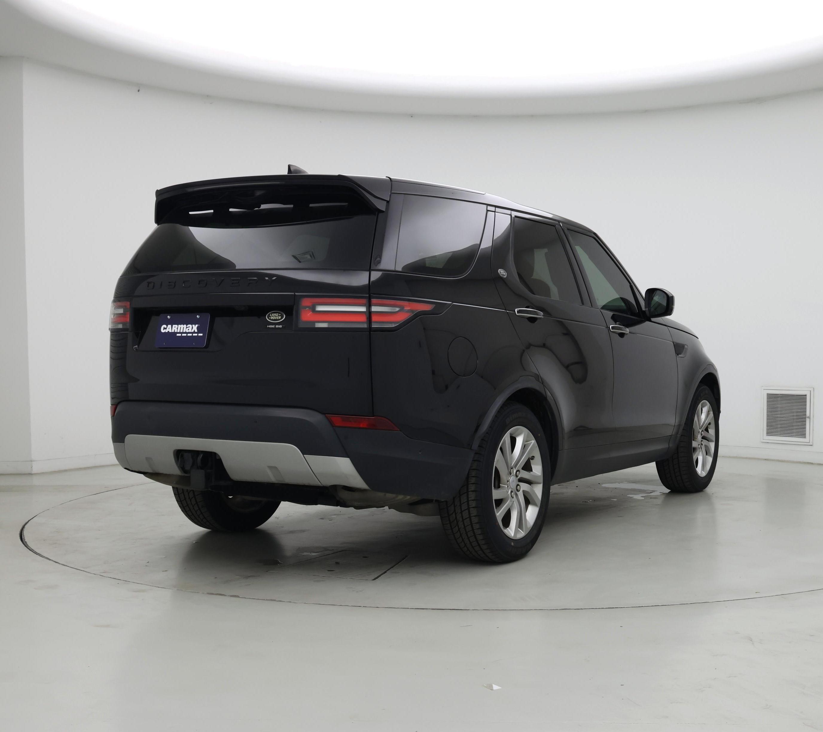 Thumbnail: 2019 Land Rover Discovery - 8