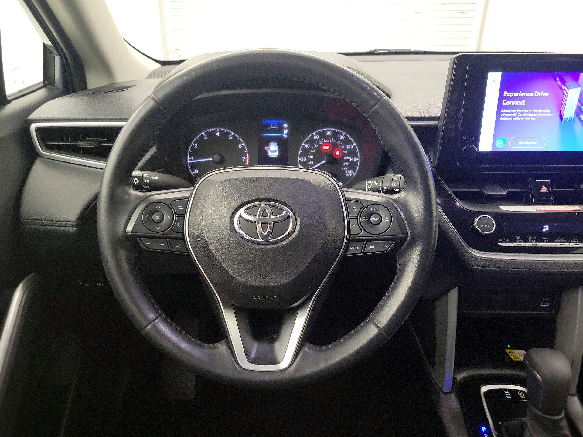 Thumbnail: 2023 Toyota Corolla Cross - 10