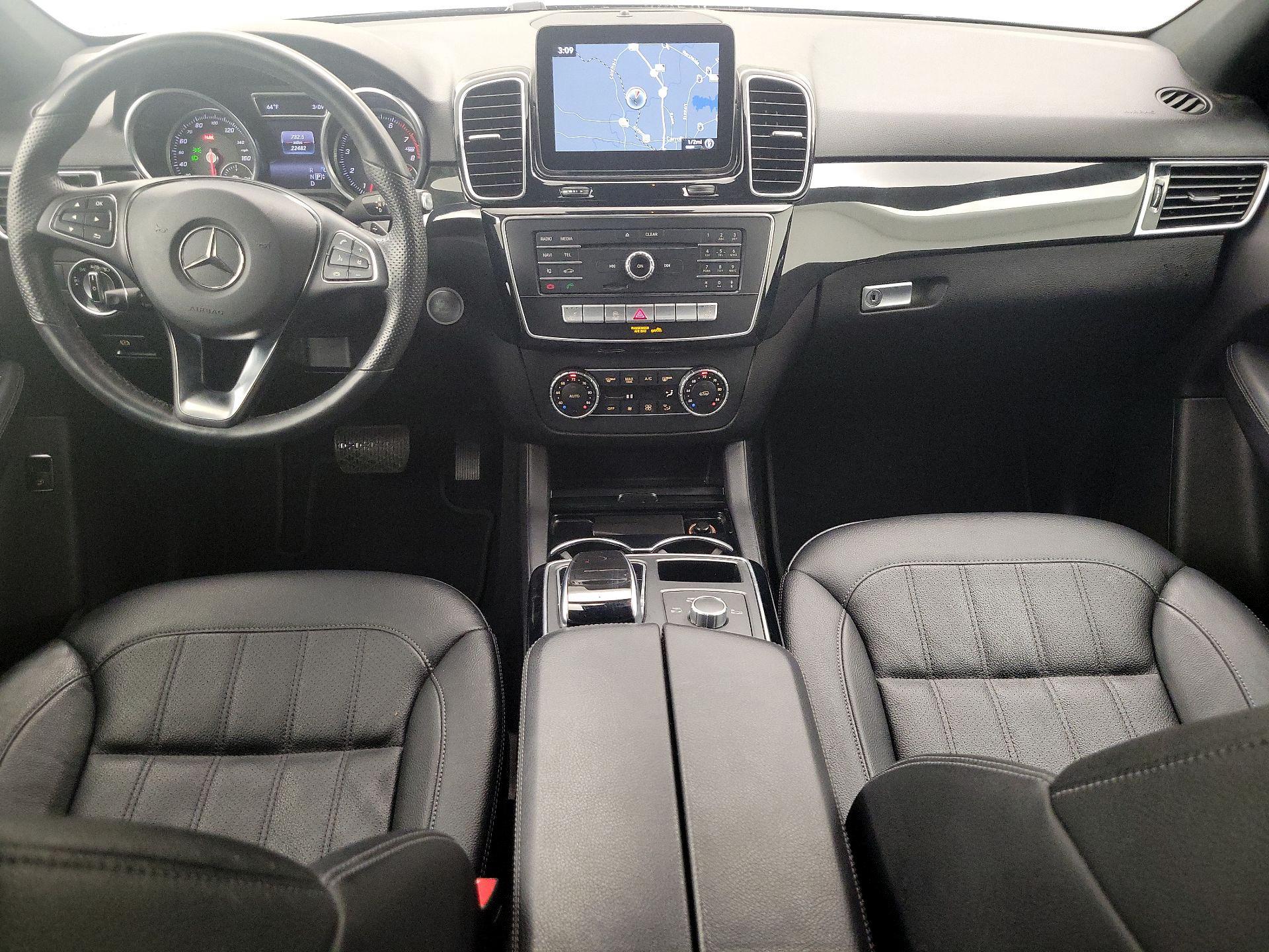 Thumbnail: 2018 Mercedes-Benz GLE - 9