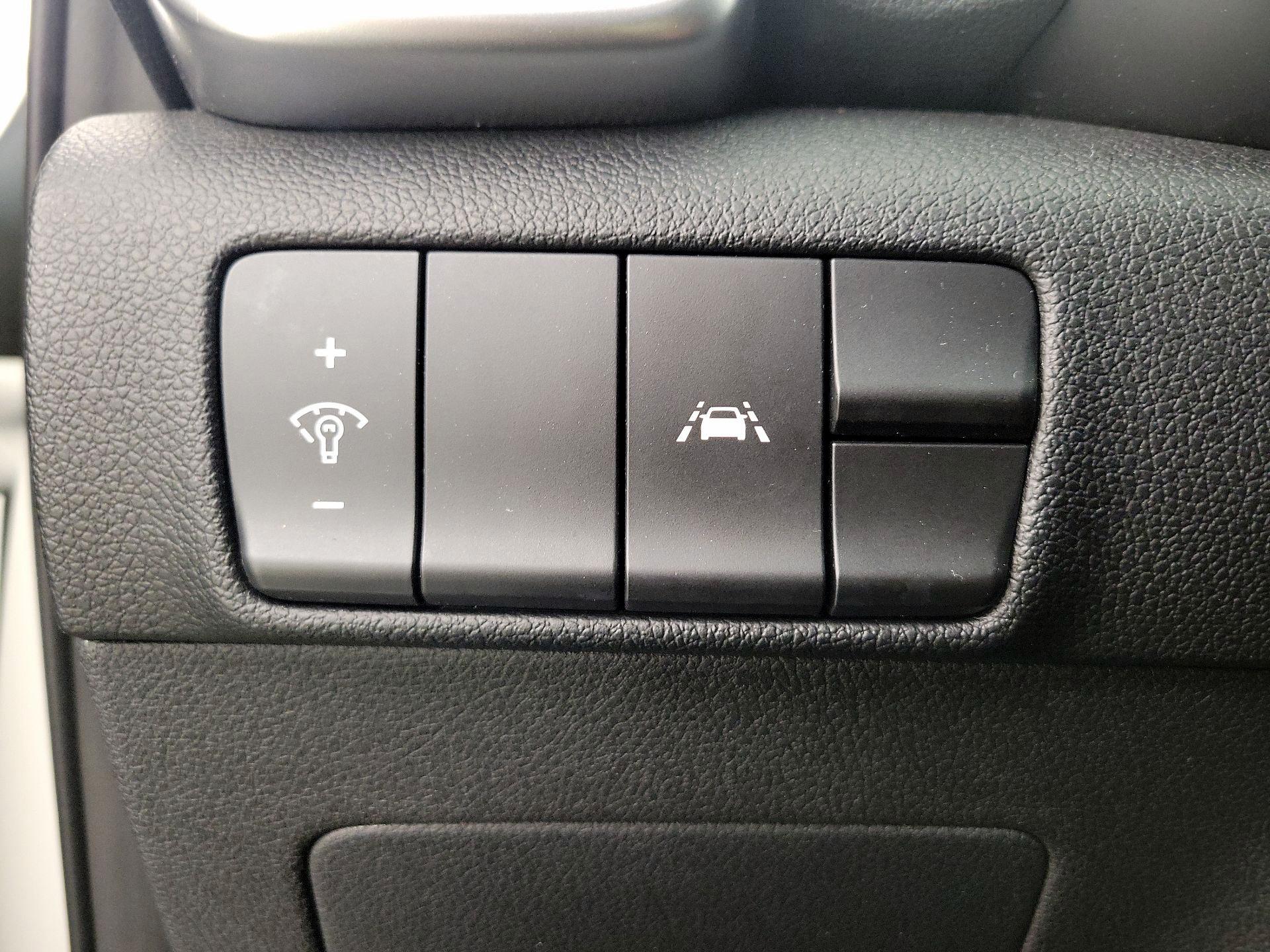 Thumbnail: 2021 Kia Sportage - 13