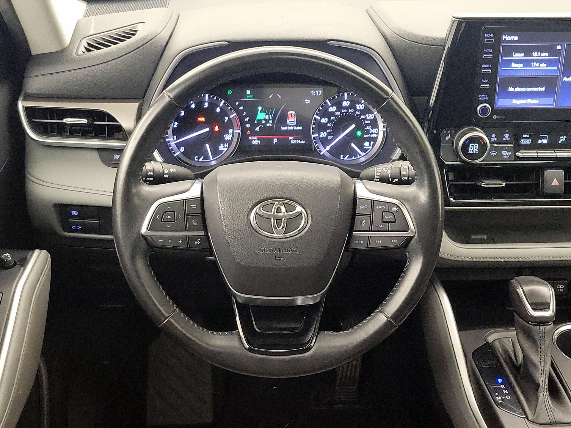 Thumbnail: 2020 Toyota Highlander - 10