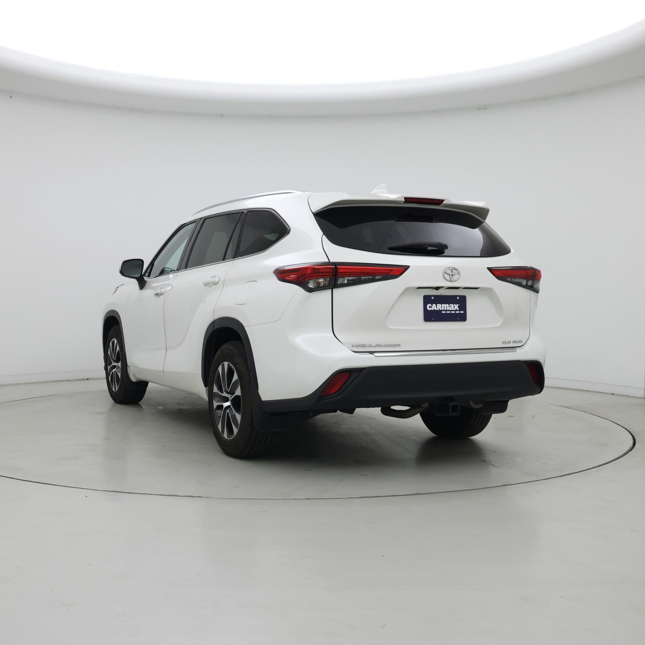 Thumbnail: 2020 Toyota Highlander - 2