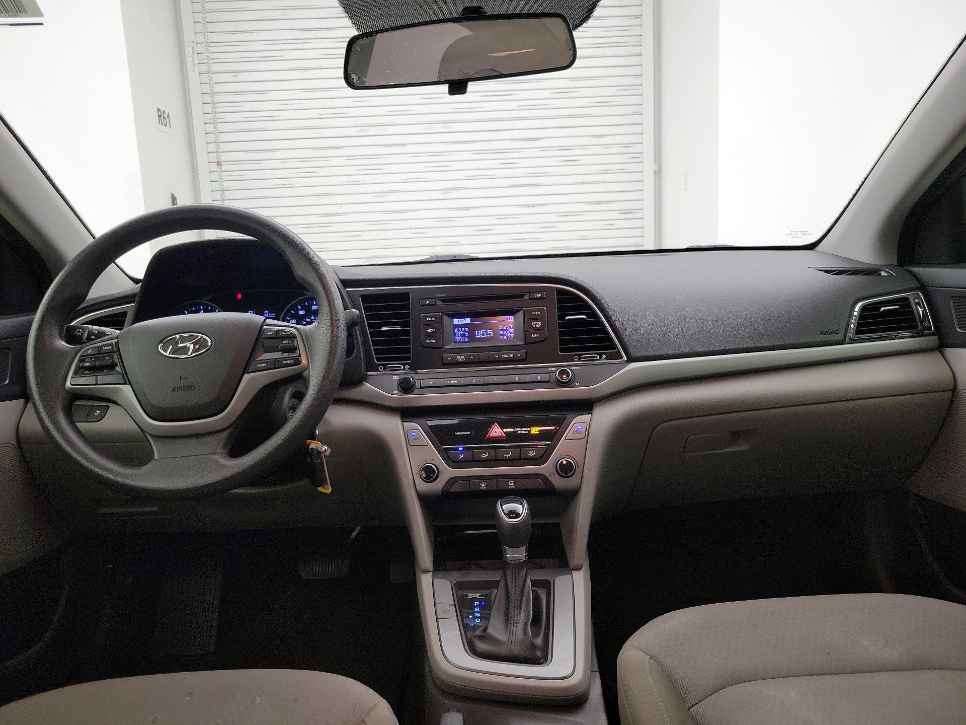 Thumbnail: 2018 Hyundai Elantra - 9