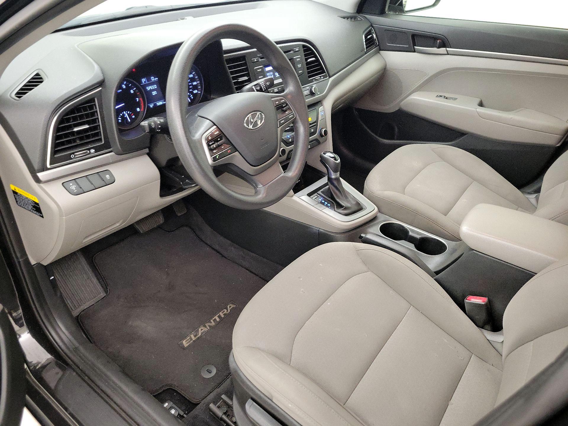 Thumbnail: 2018 Hyundai Elantra - 11