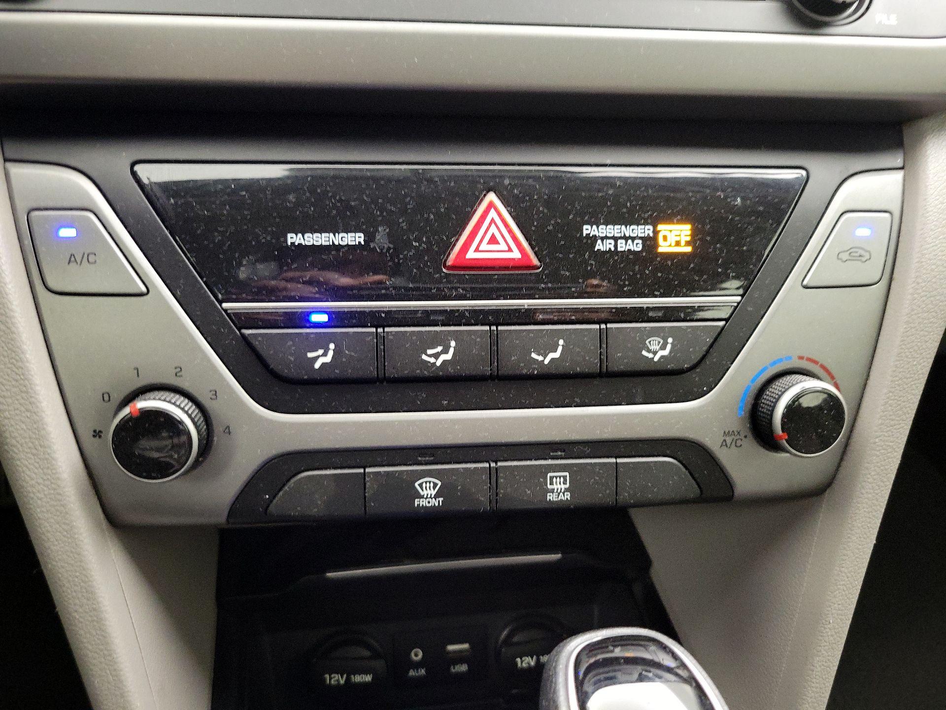 Thumbnail: 2018 Hyundai Elantra - 15