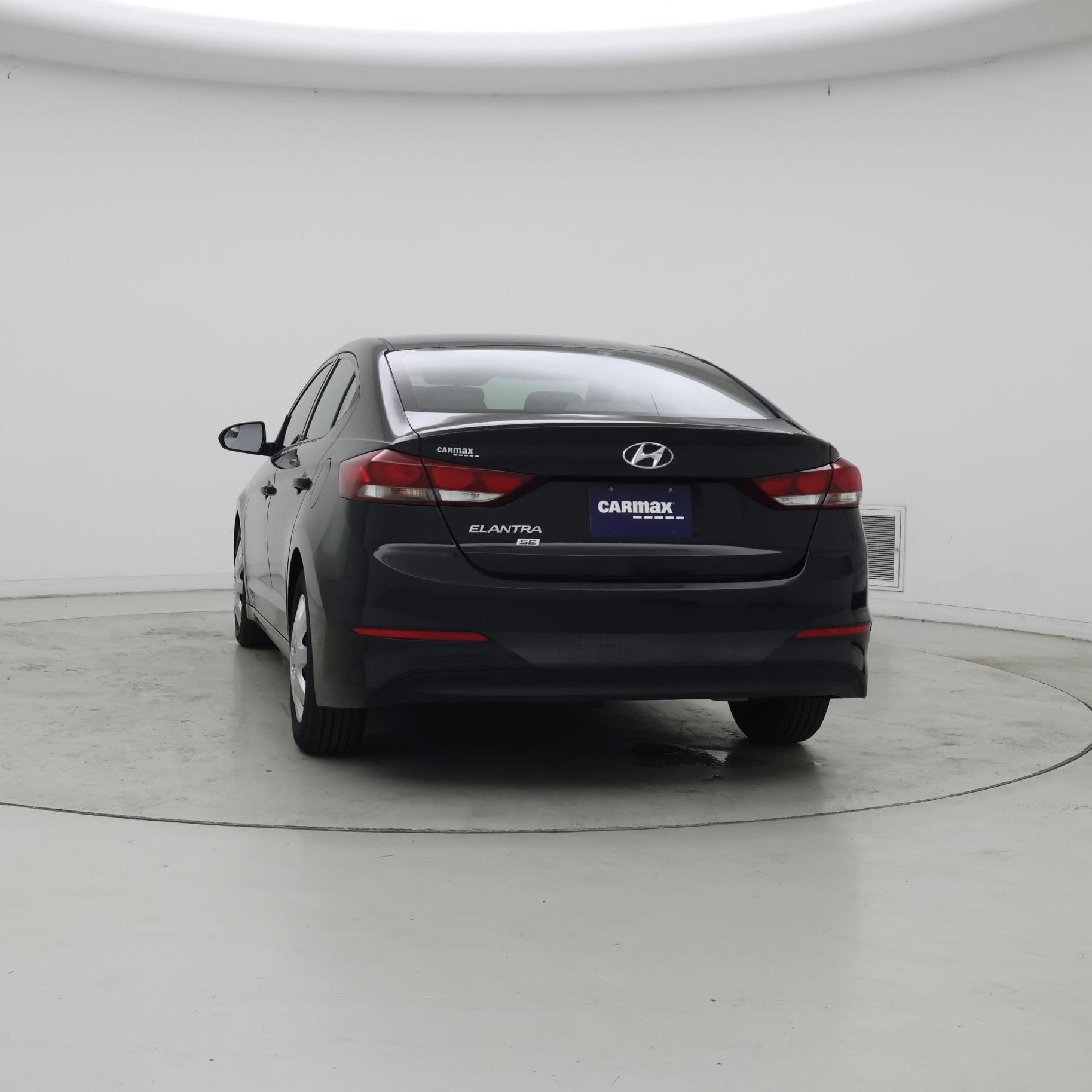 Thumbnail: 2018 Hyundai Elantra - 6