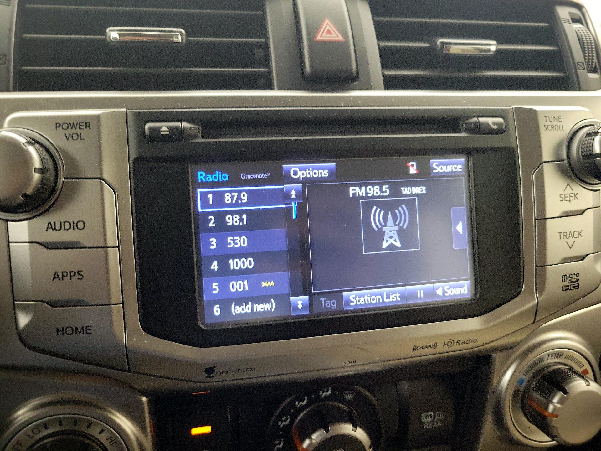 Thumbnail: 2019 Toyota 4Runner - 16