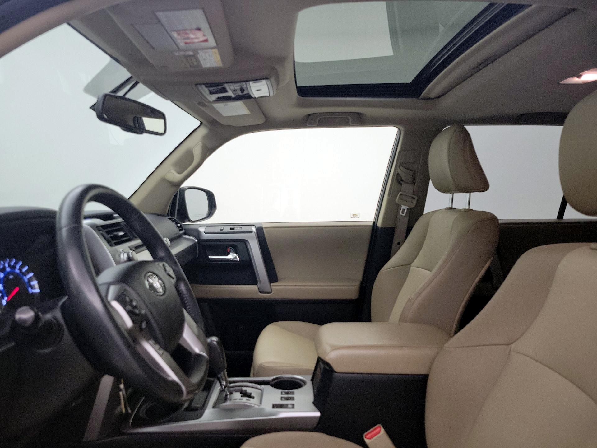 Thumbnail: 2019 Toyota 4Runner - 20