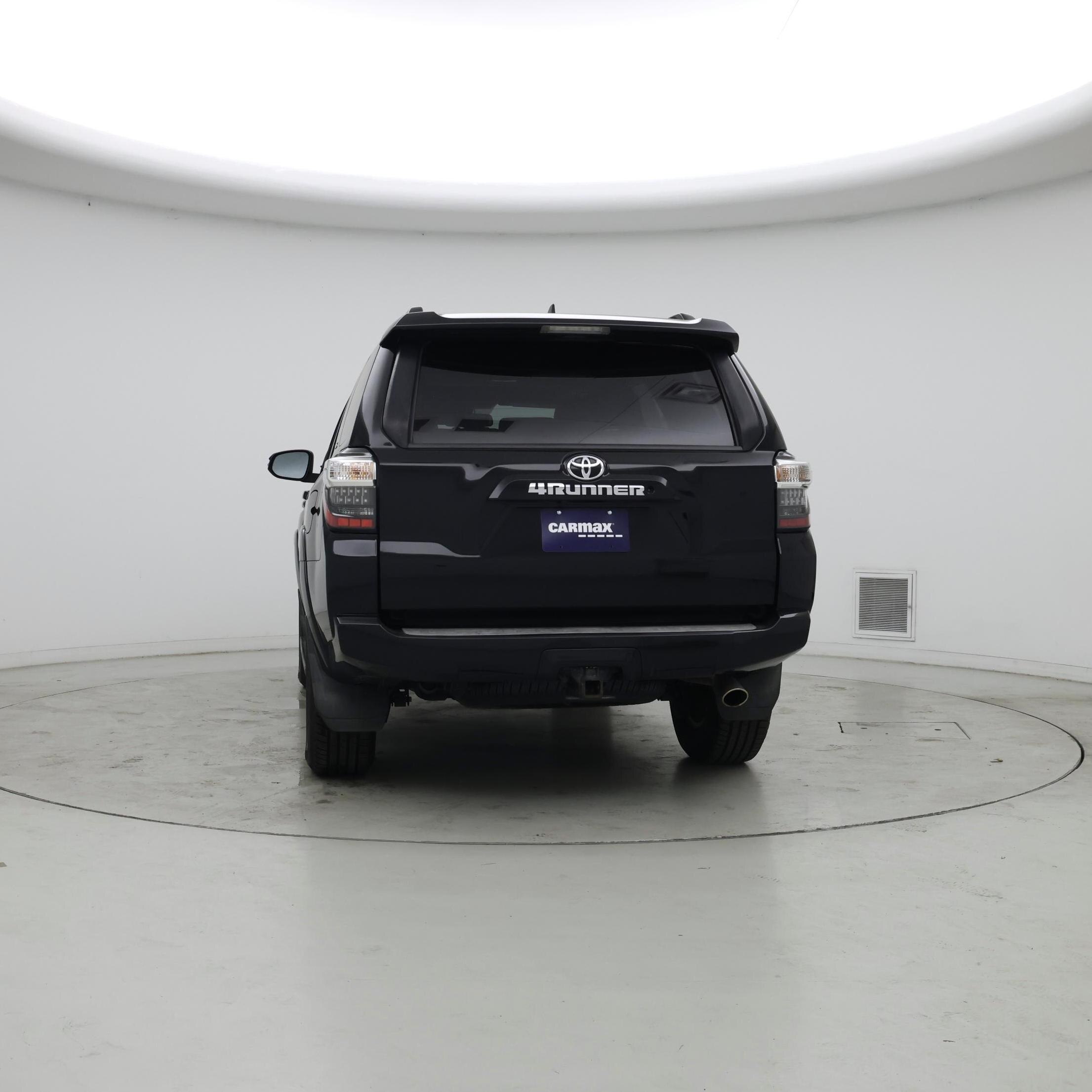 Thumbnail: 2019 Toyota 4Runner - 6