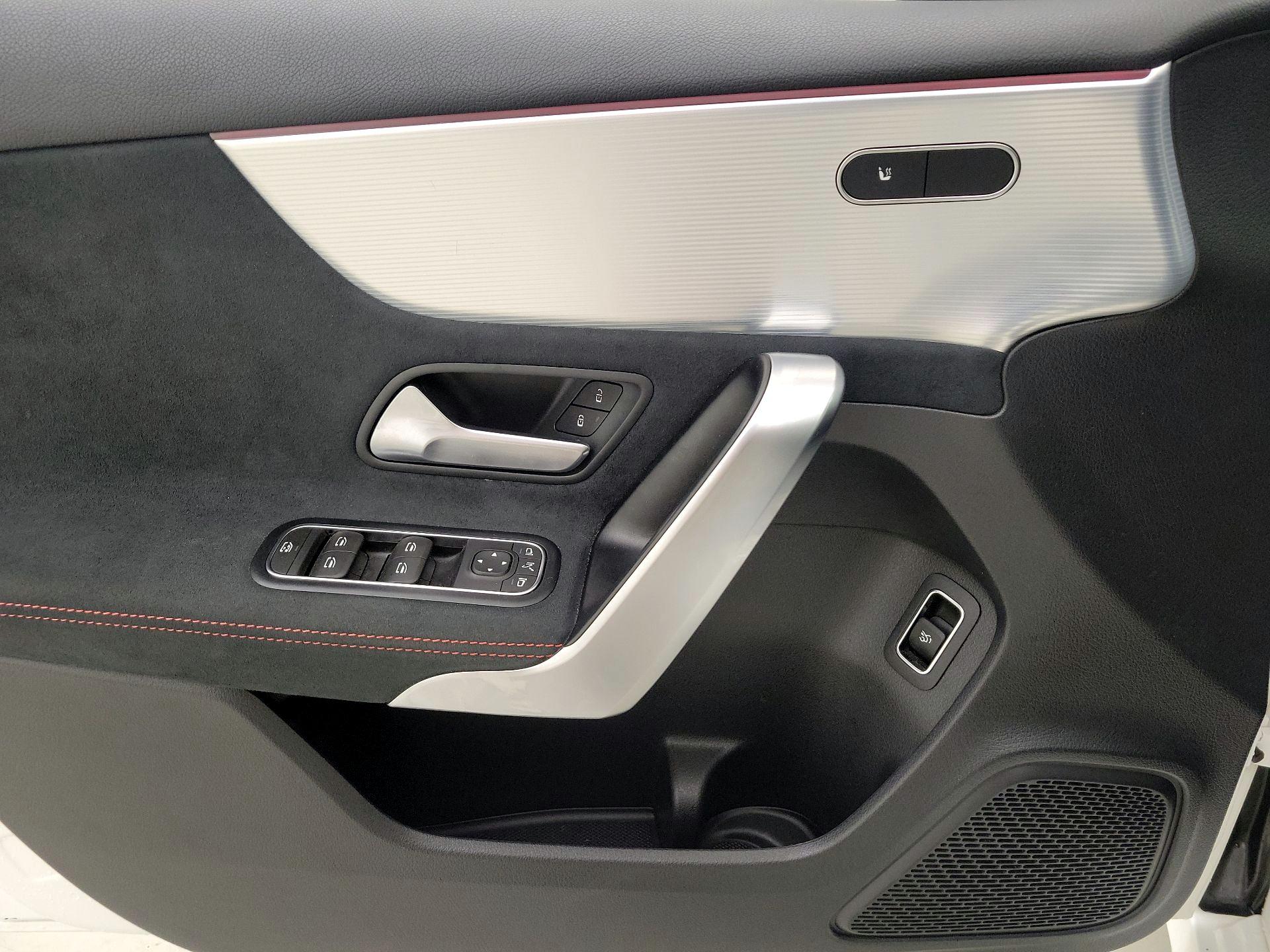 Thumbnail: 2022 Mercedes-Benz A-Class - 12