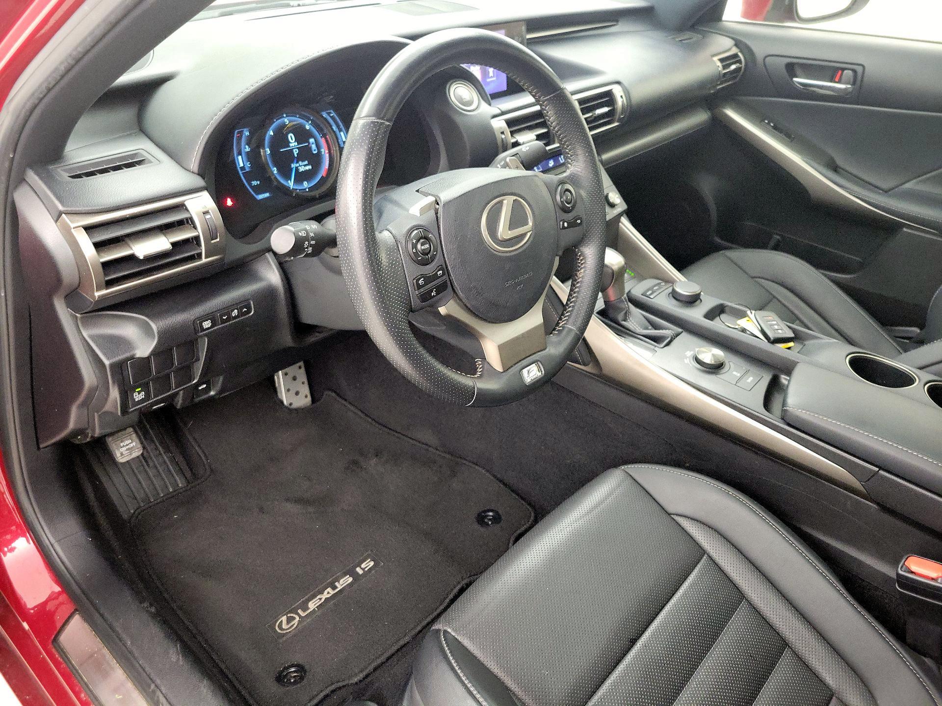 Thumbnail: 2015 Lexus IS - 11