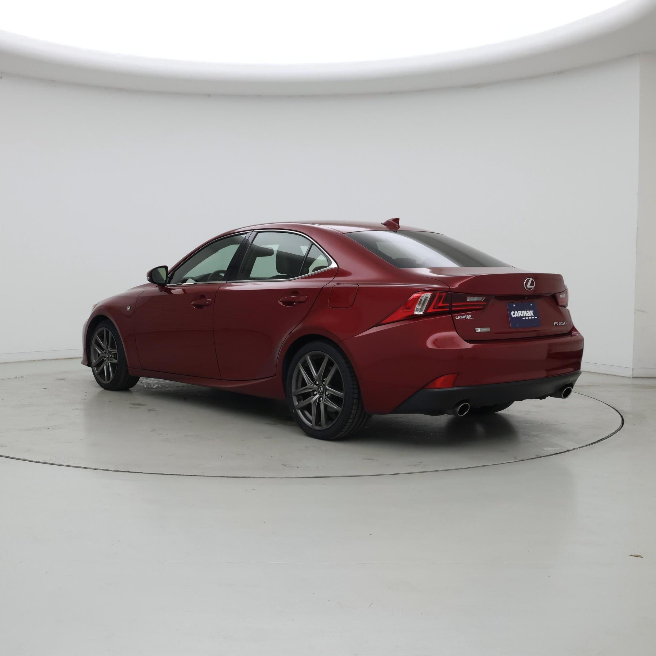 Thumbnail: 2015 Lexus IS - 2