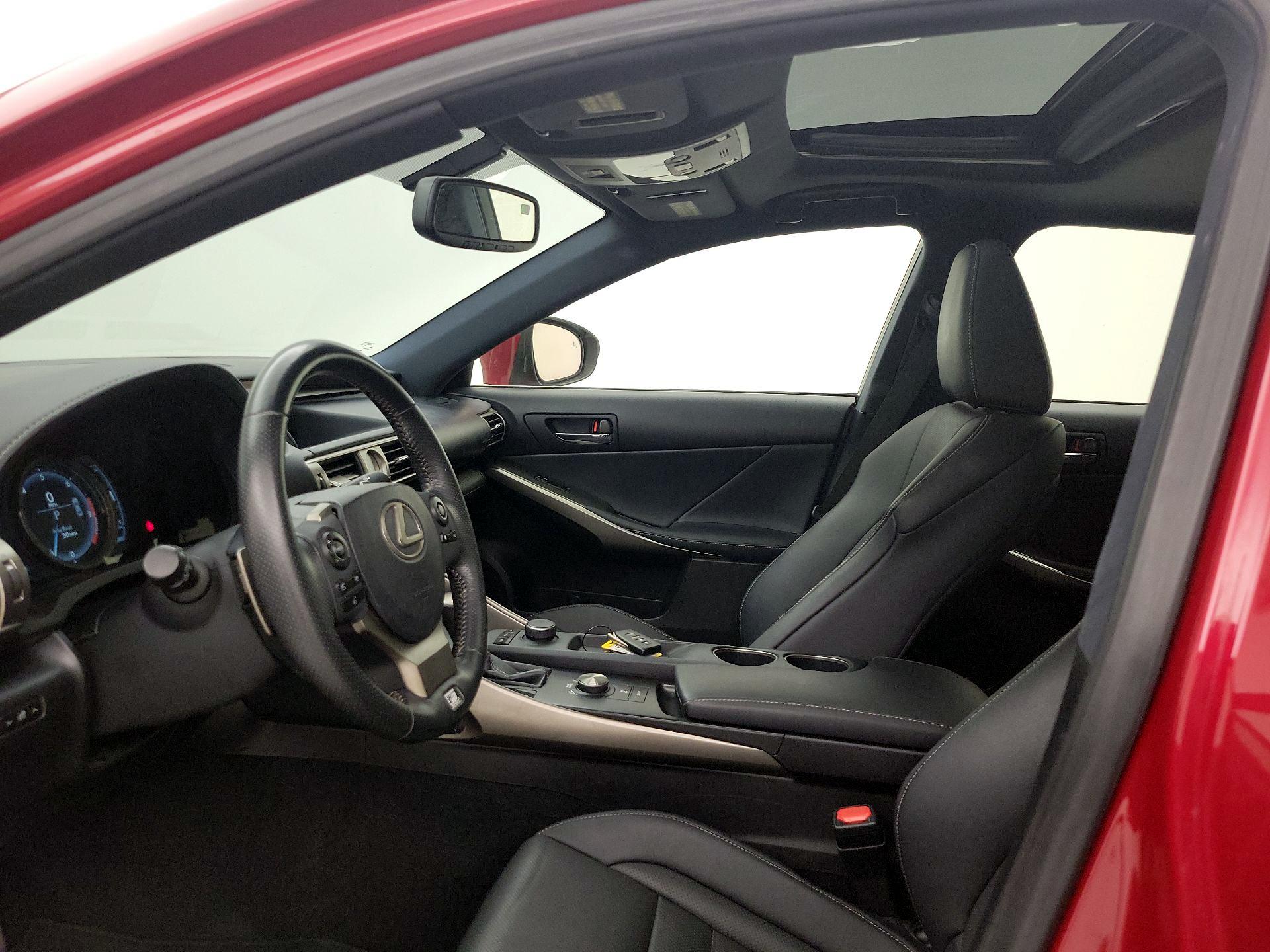 Thumbnail: 2015 Lexus IS - 19