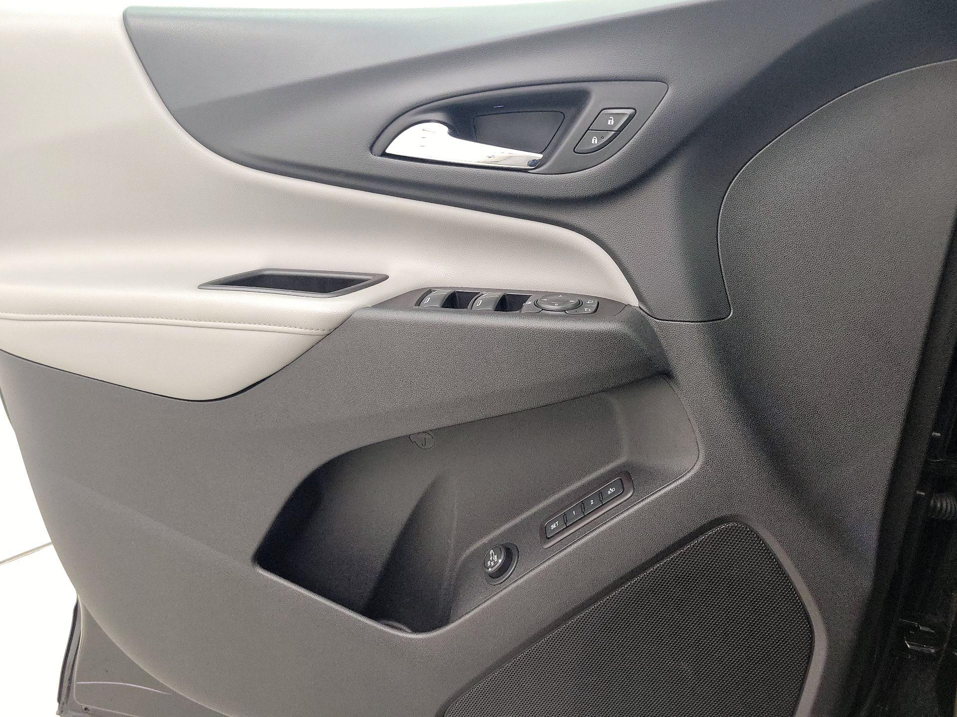 Thumbnail: 2020 Chevrolet Equinox - 12