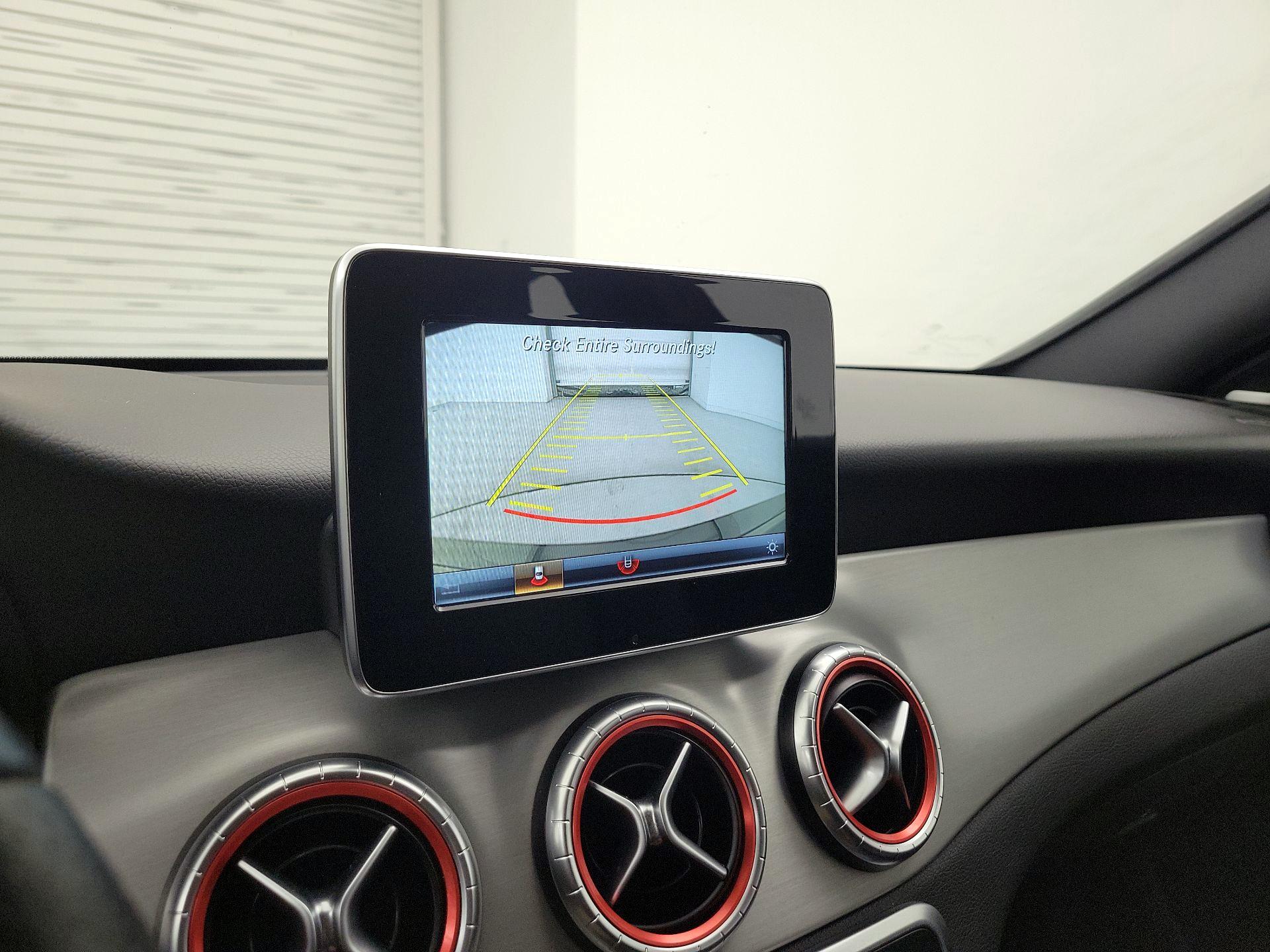 Thumbnail: 2016 Mercedes-Benz CLA - 15