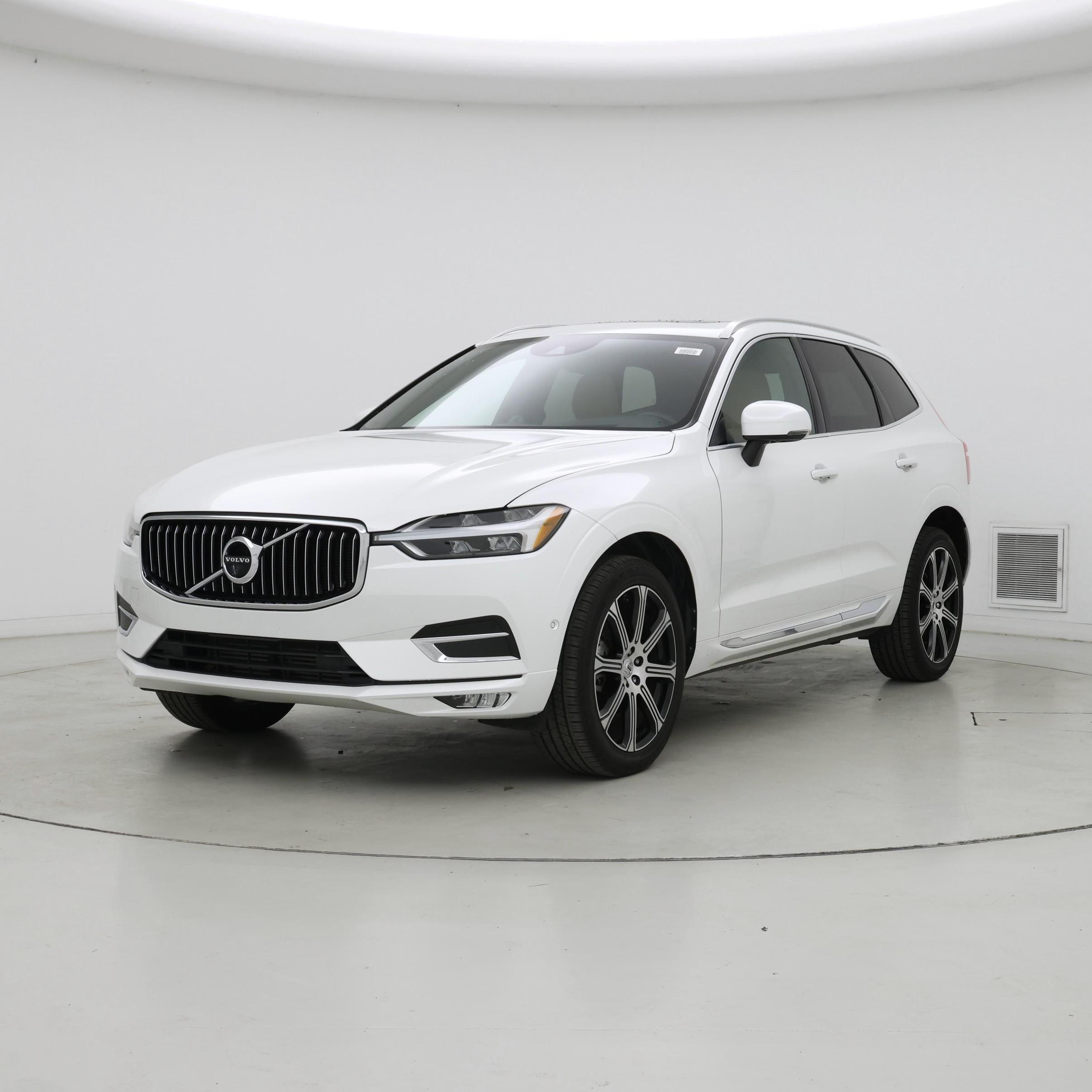 Thumbnail: 2021 Volvo XC60 - 4