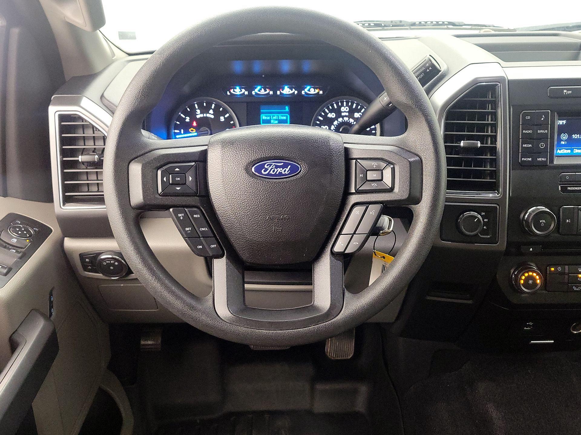 Thumbnail: 2017 Ford F-150 - 10