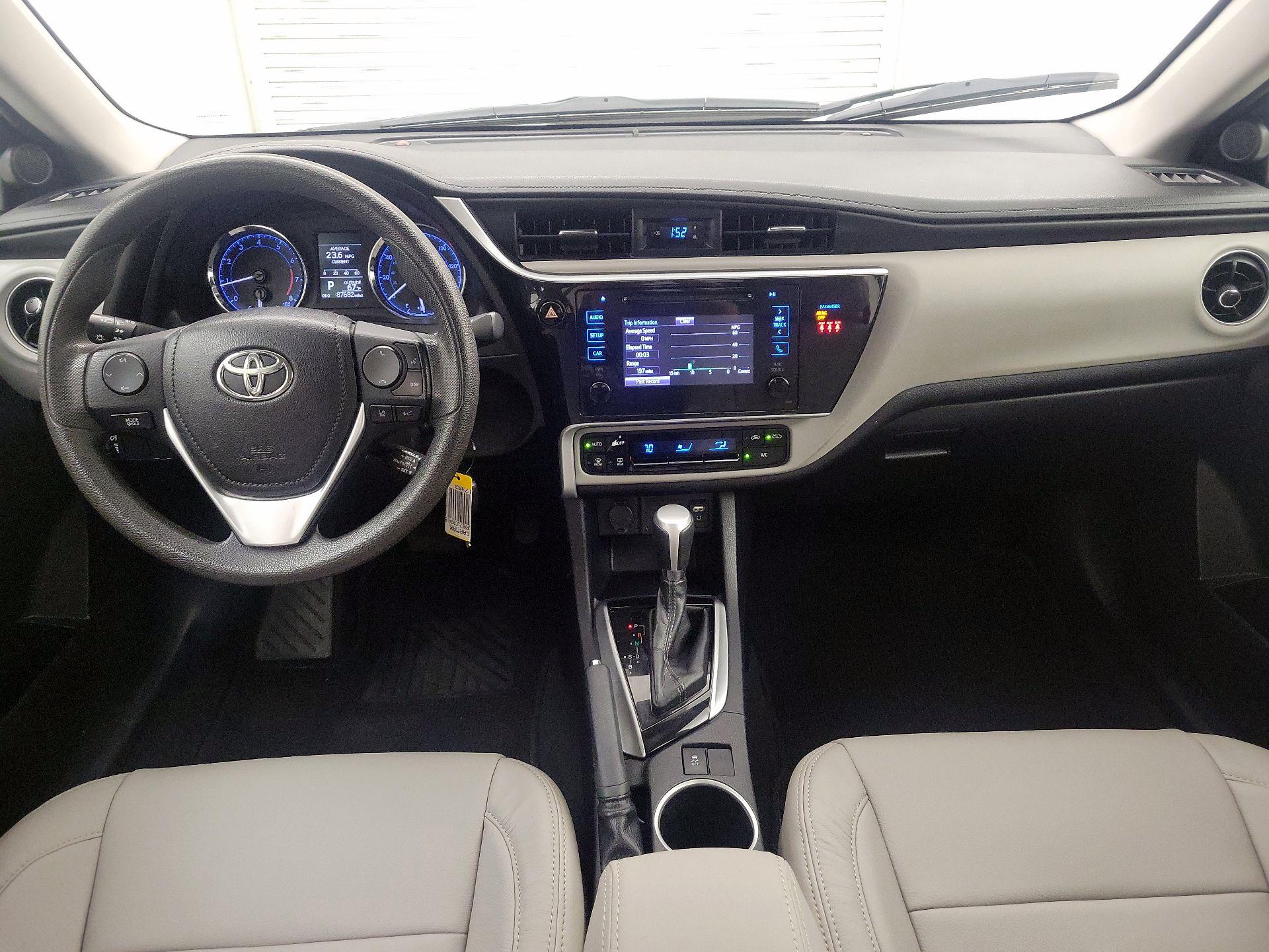 Thumbnail: 2018 Toyota Corolla - 9