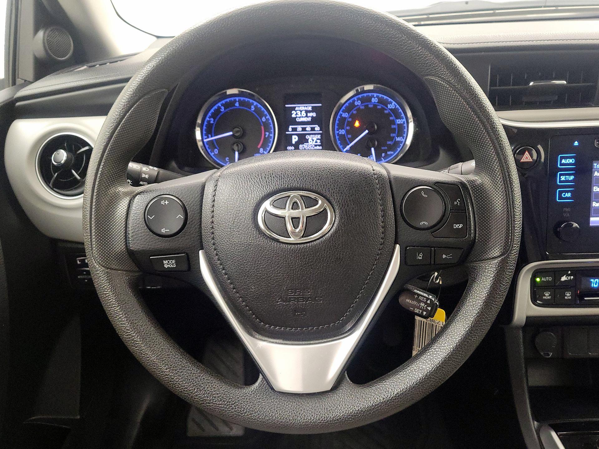 Thumbnail: 2018 Toyota Corolla - 10