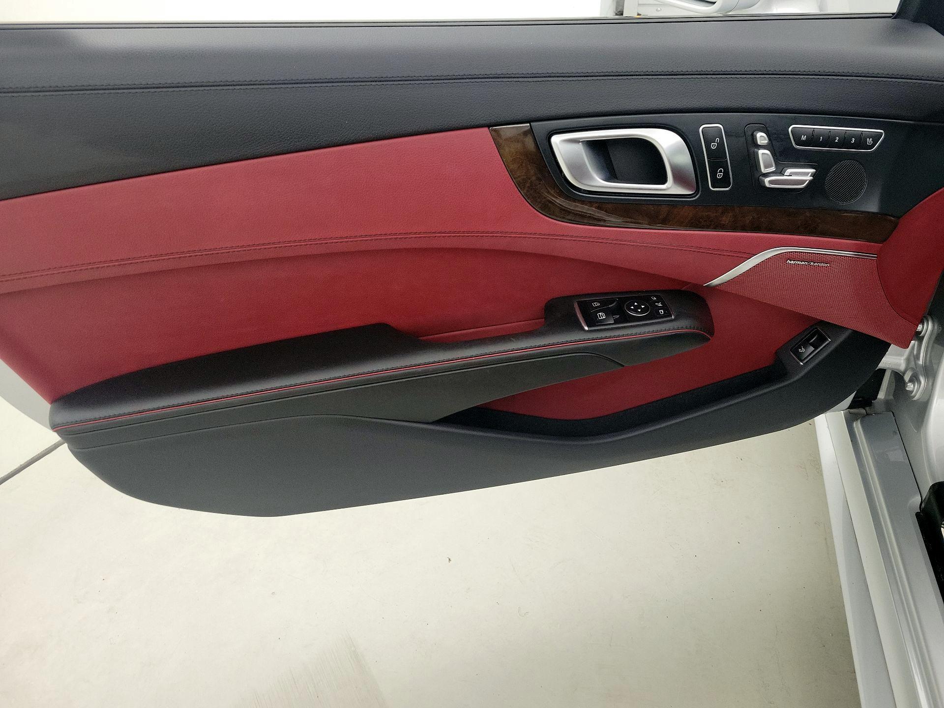 Thumbnail: 2018 Mercedes-Benz SL-Class - 12