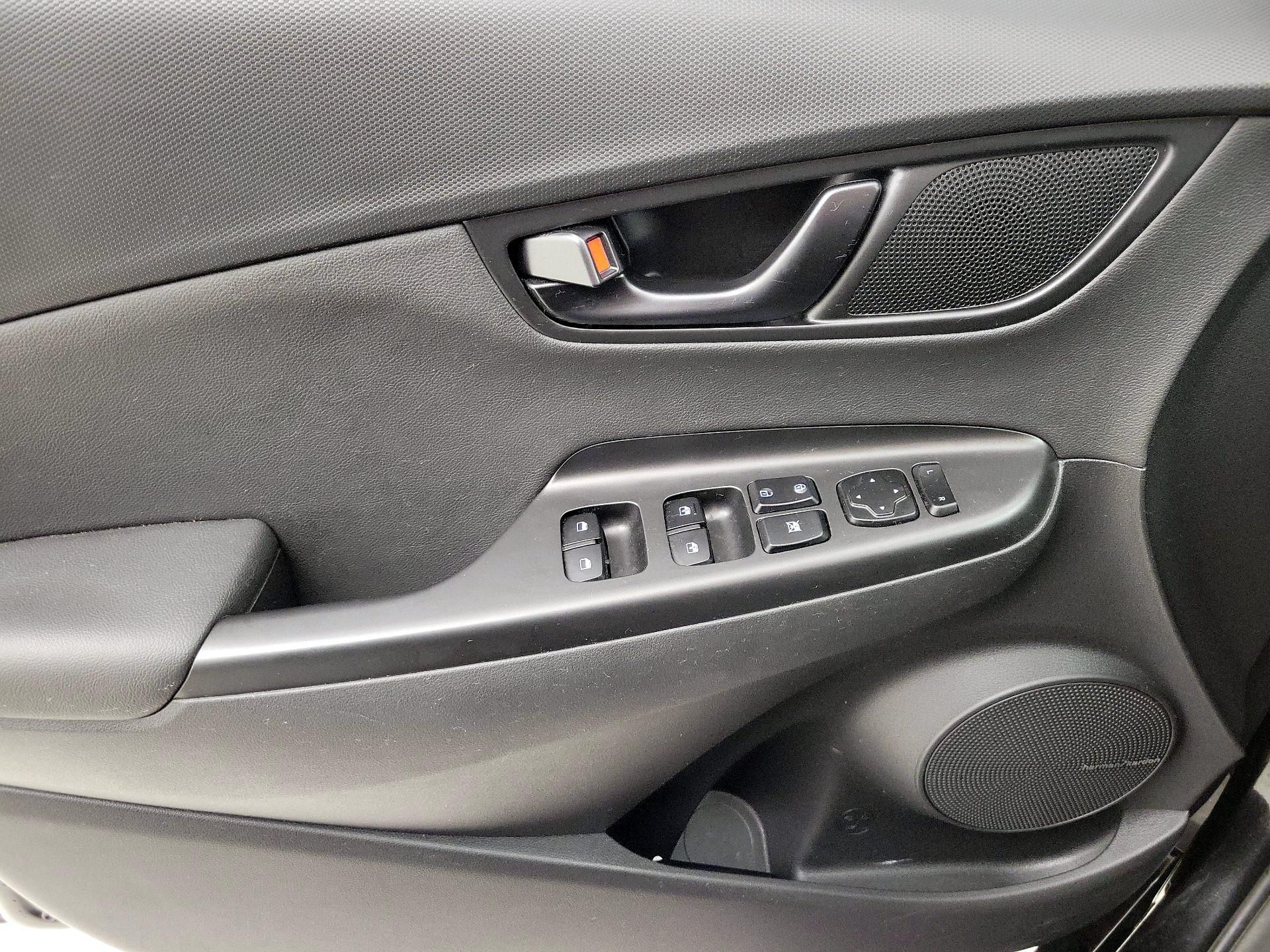 Thumbnail: 2022 Hyundai Kona - 12