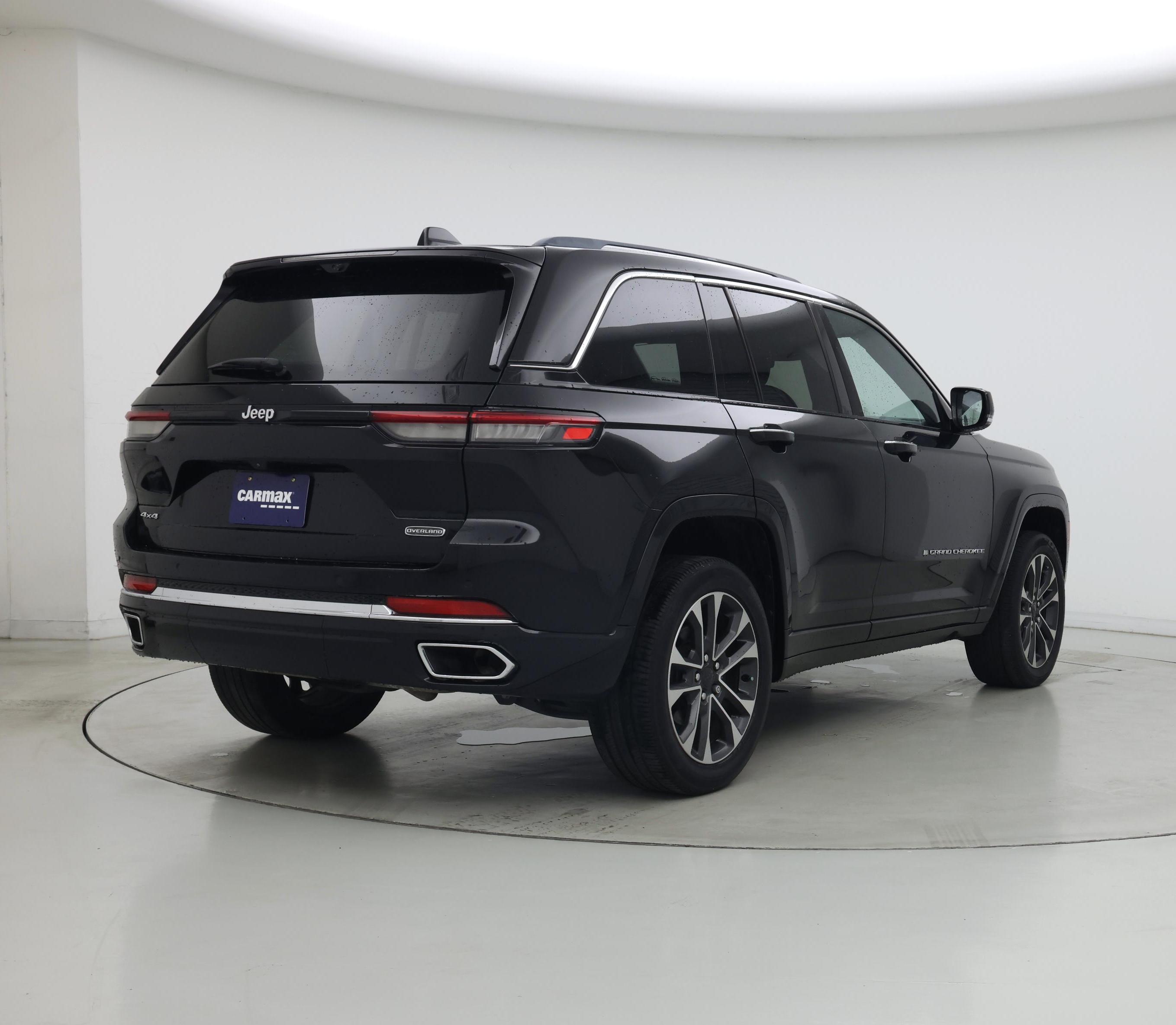 Thumbnail: 2023 Jeep Grand Cherokee - 8