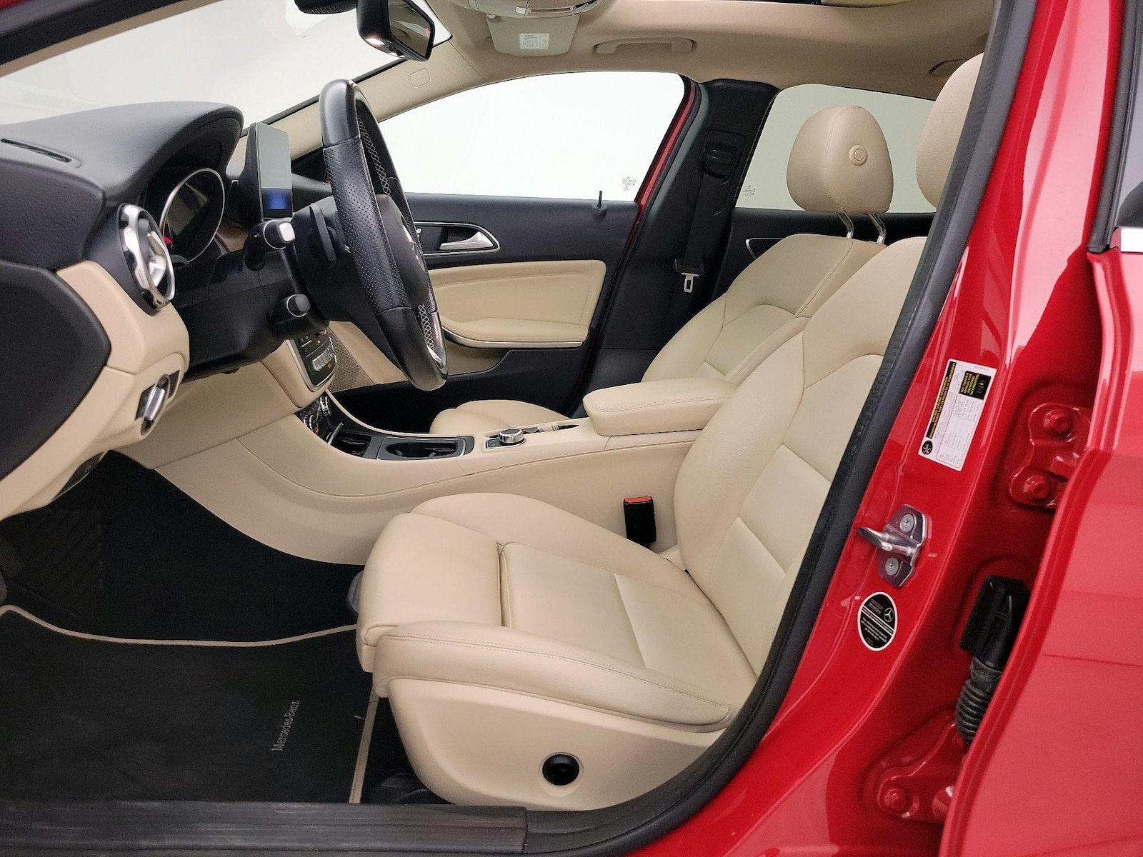 2019 Mercedes-Benz GLA-Class GLA250 - Photo 12
