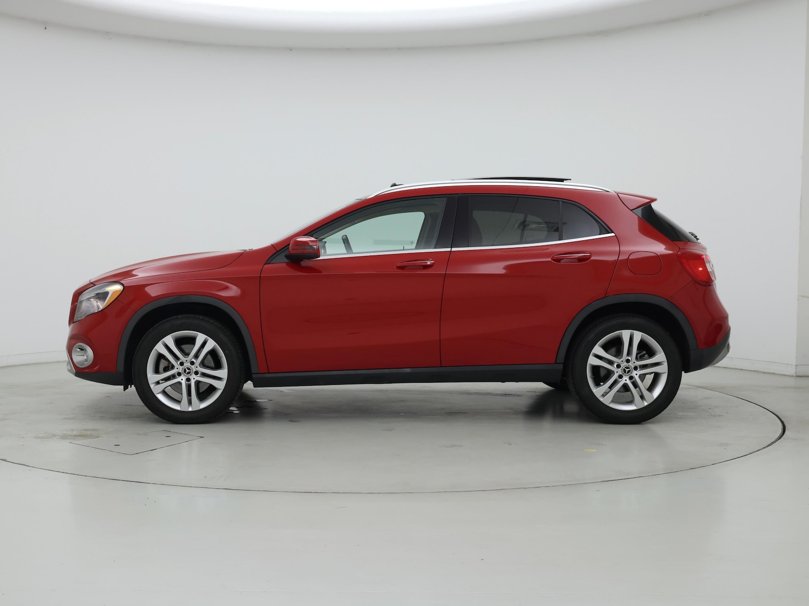 2019 Mercedes-Benz GLA-Class GLA250 - Photo 4