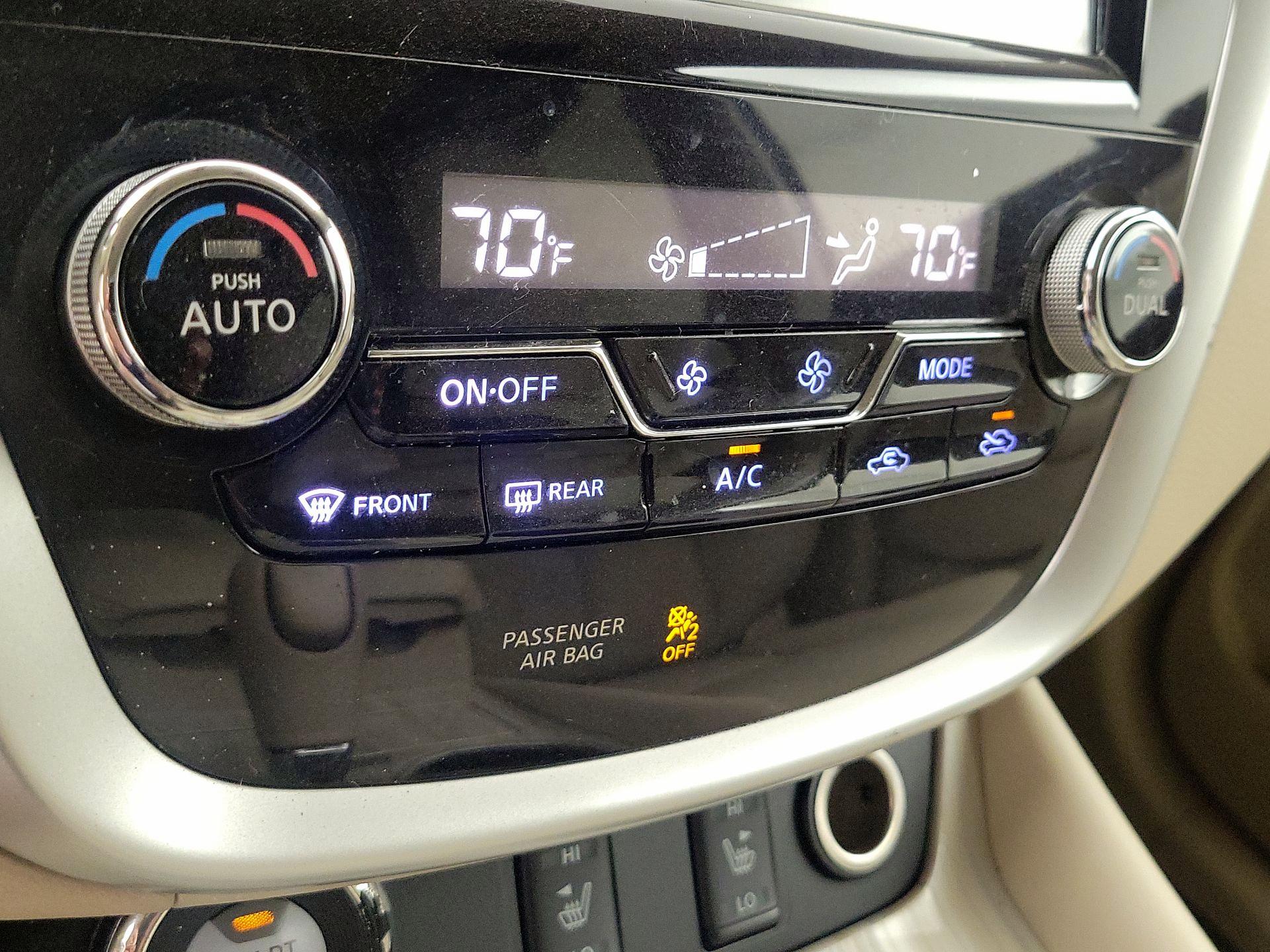 Thumbnail: 2017 Nissan Murano - 17