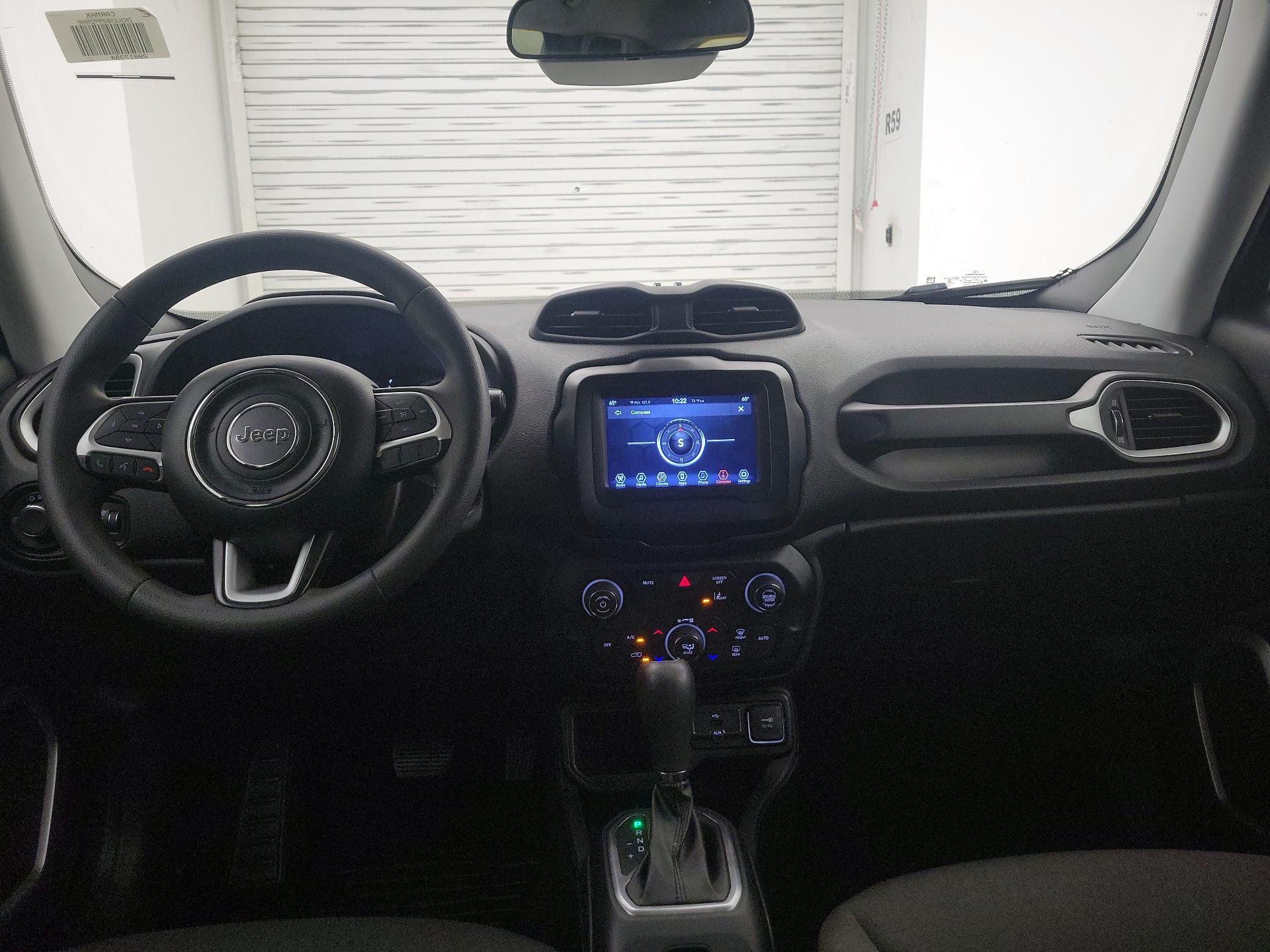 Thumbnail: 2021 Jeep Renegade - 9