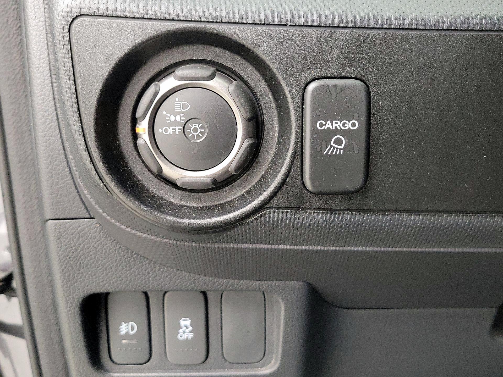 Thumbnail: 2014 Honda Ridgeline - 13