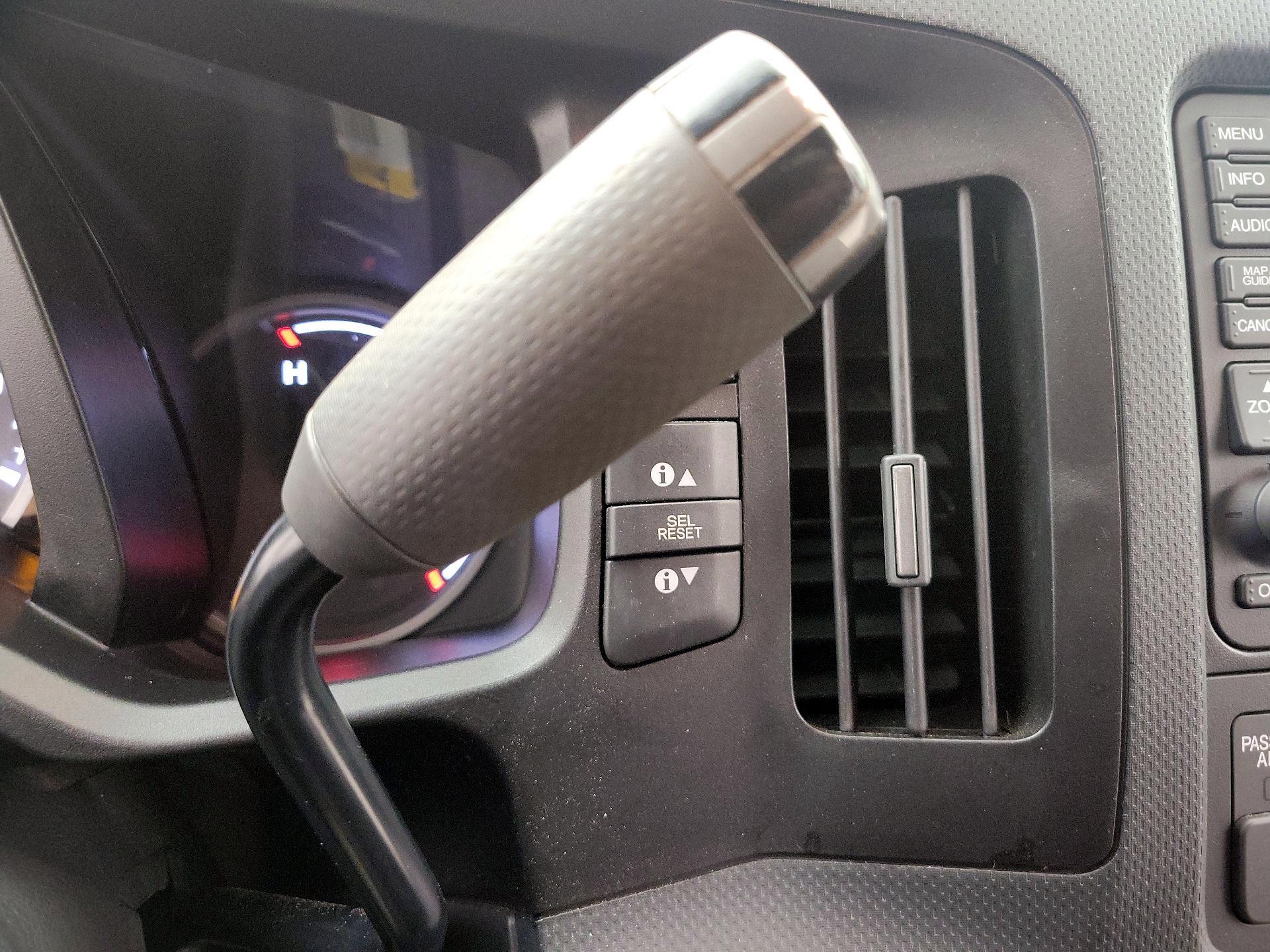 Thumbnail: 2014 Honda Ridgeline - 18