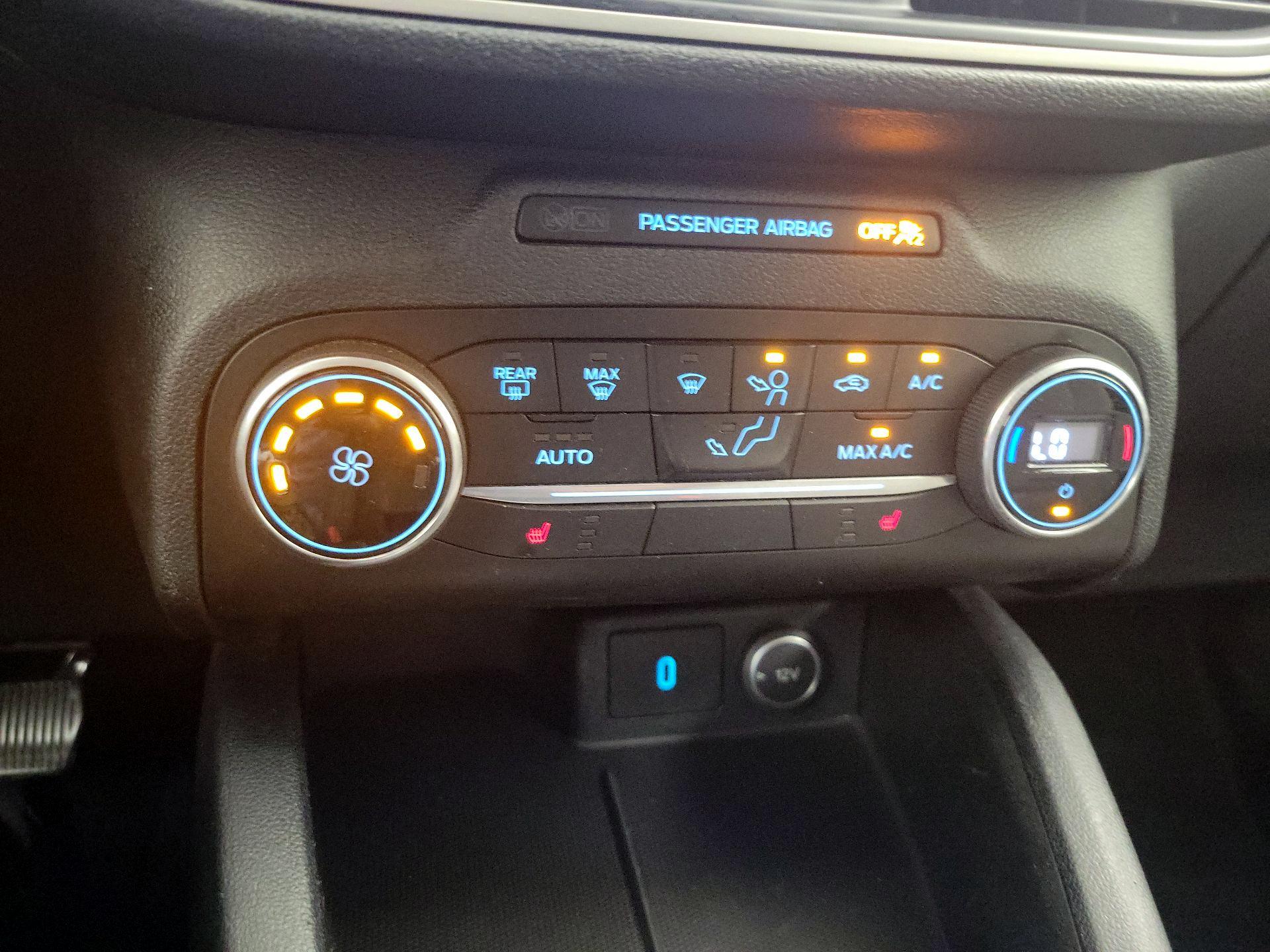 Thumbnail: 2020 Ford Escape - 17