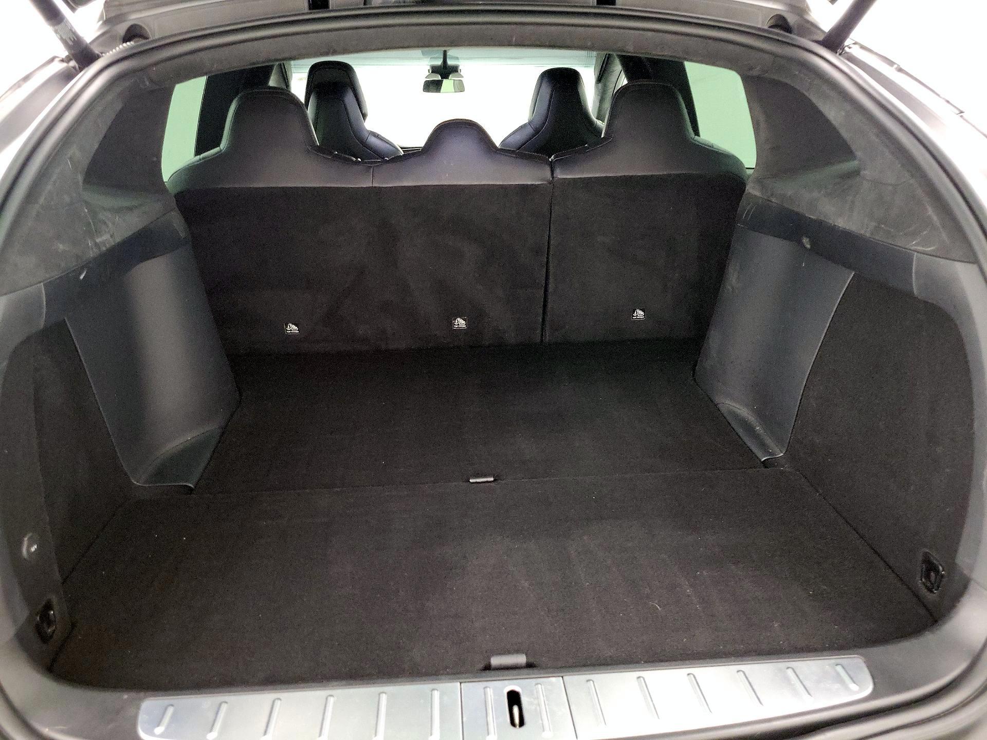 Thumbnail: 2019 Tesla Model X - 20