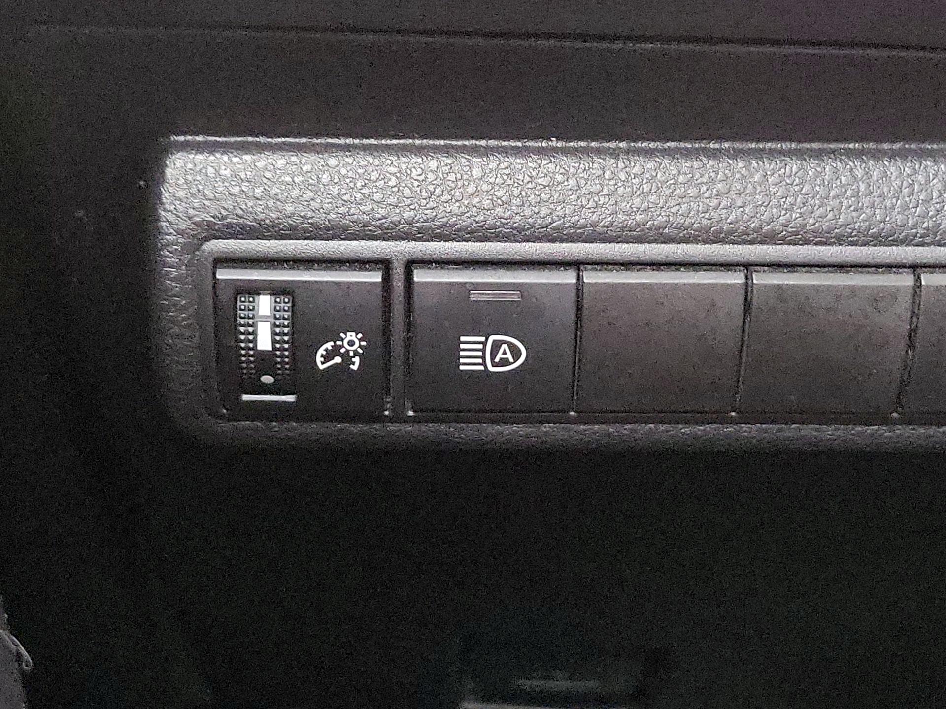 Thumbnail: 2022 Toyota Corolla - 13