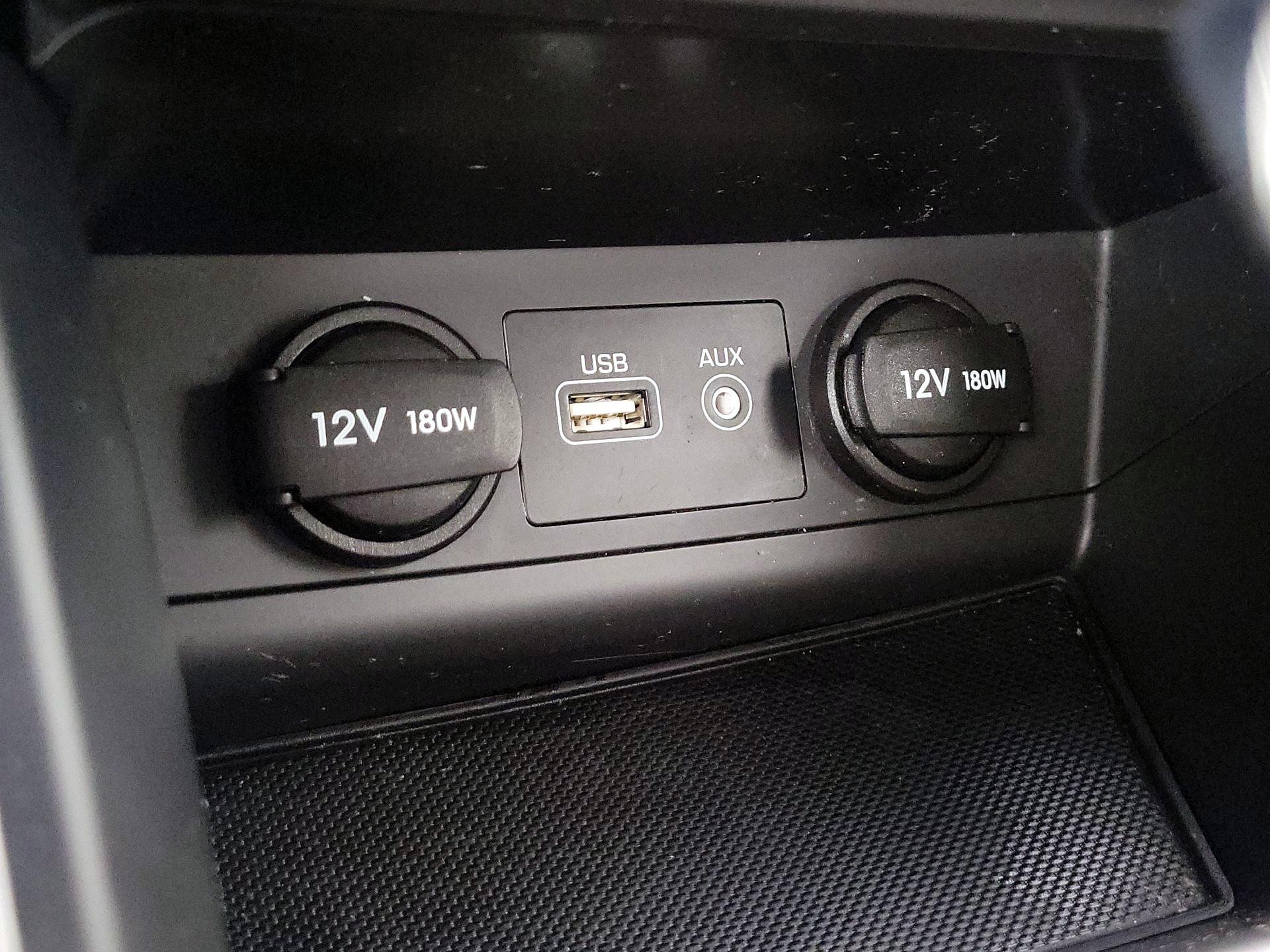 Thumbnail: 2015 Hyundai Sonata - 17