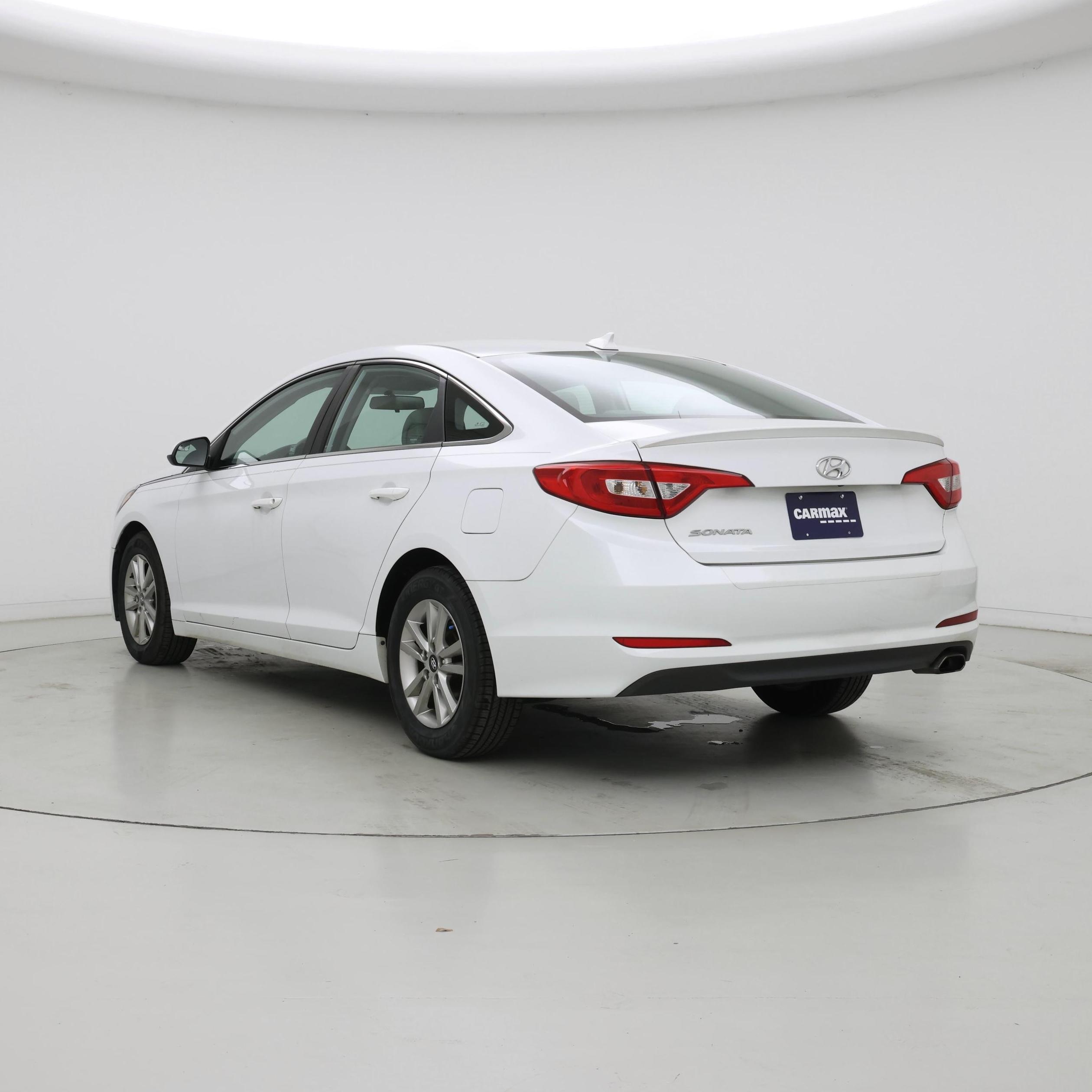 Thumbnail: 2015 Hyundai Sonata - 2