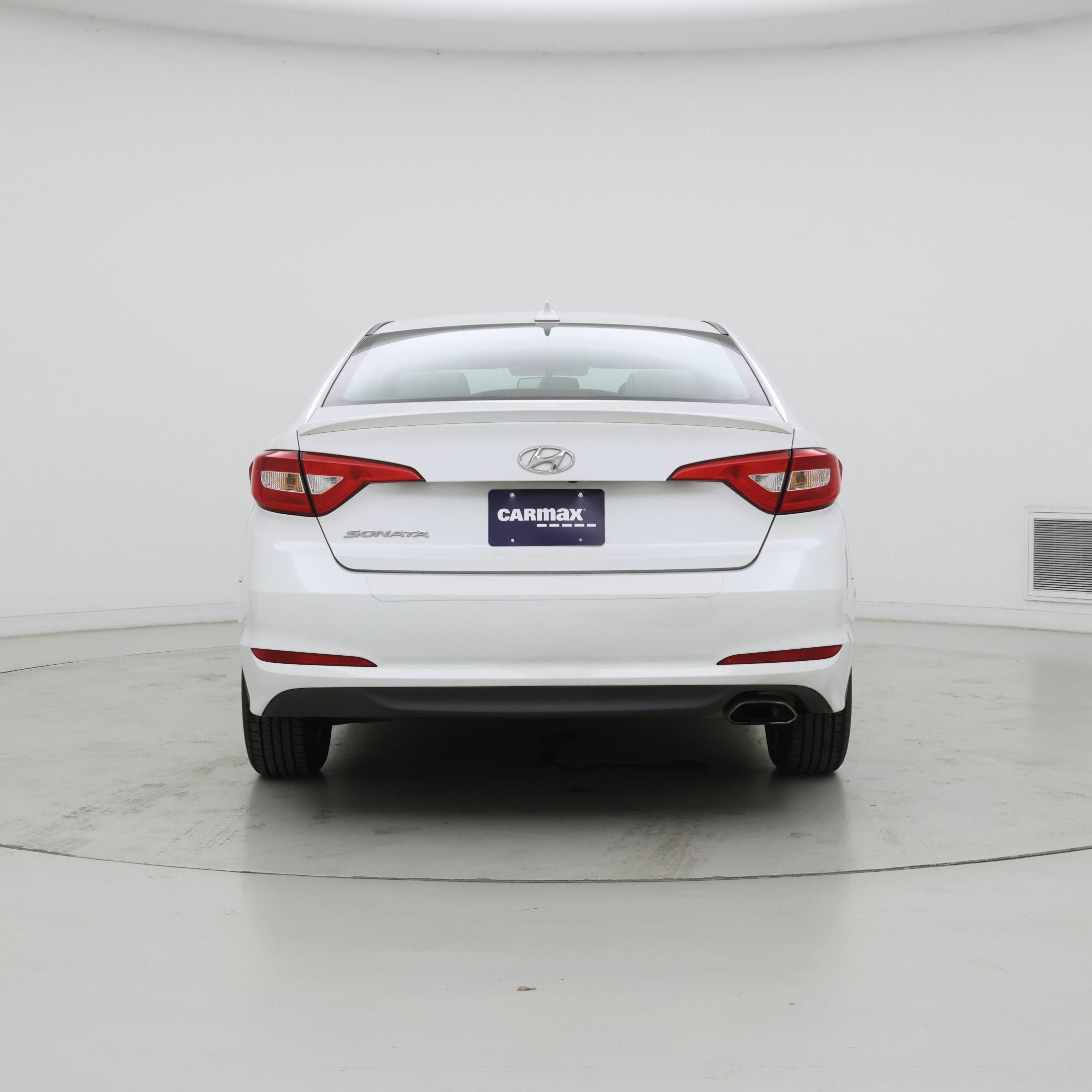 Thumbnail: 2015 Hyundai Sonata - 6