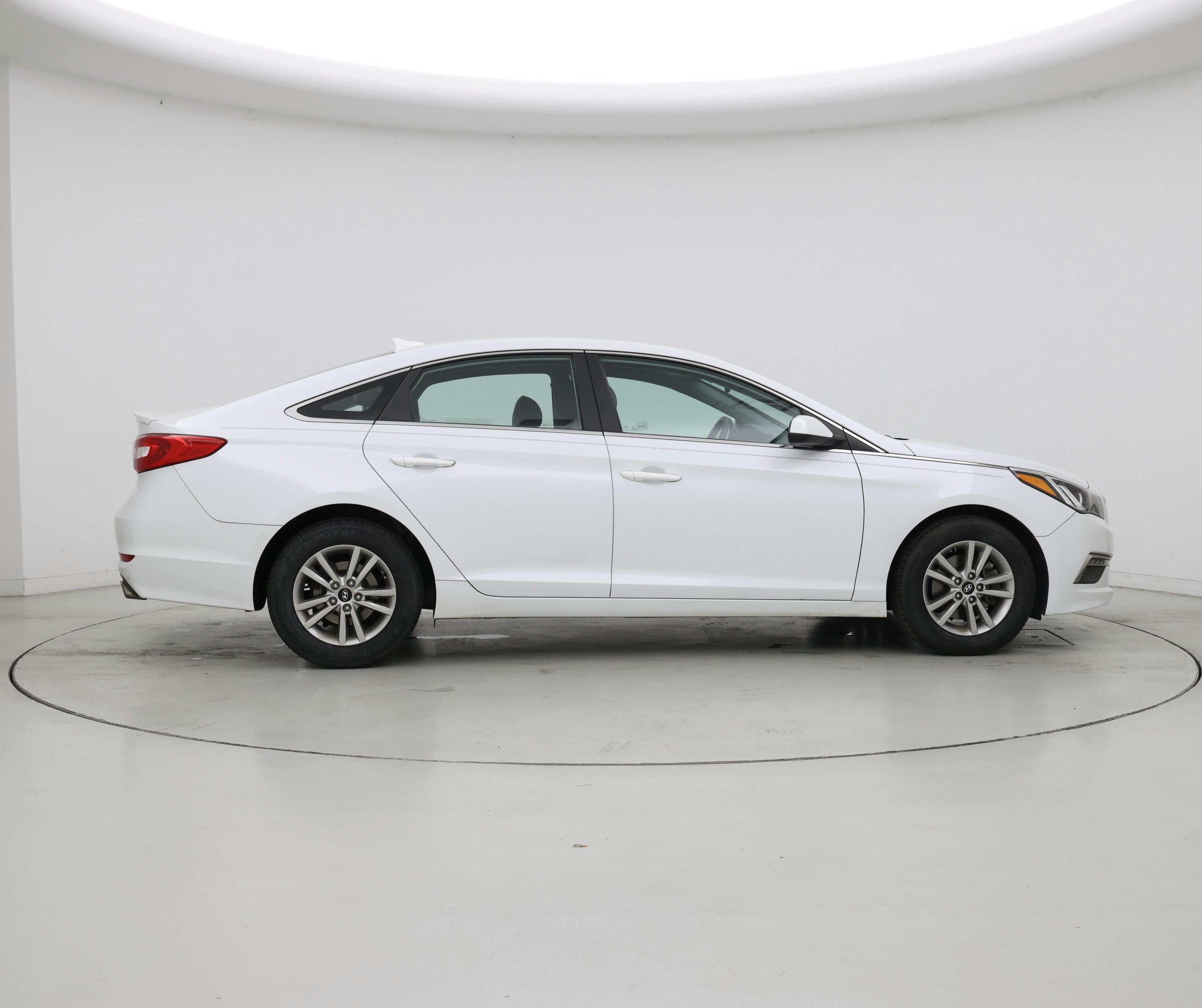 Thumbnail: 2015 Hyundai Sonata - 7