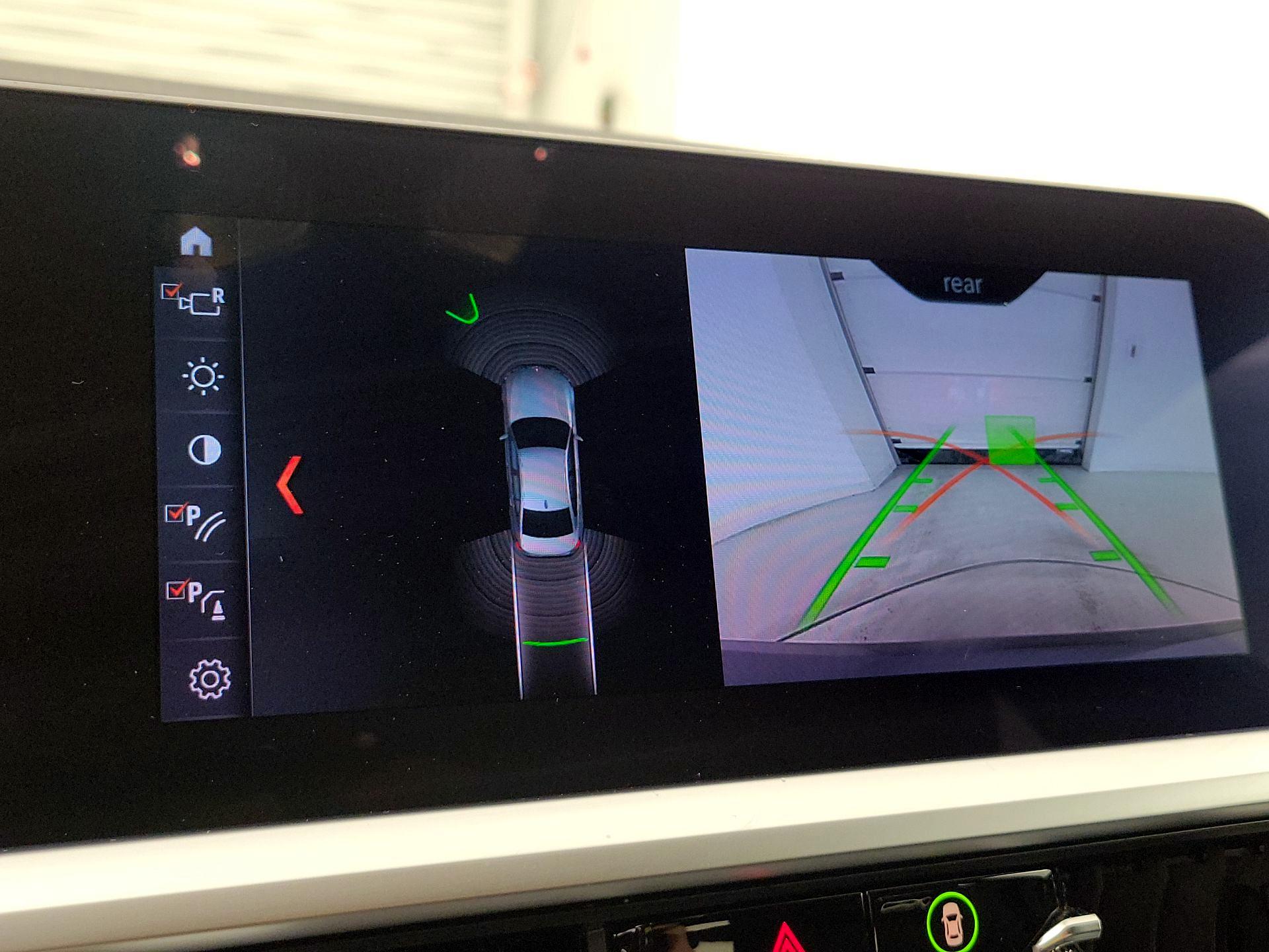 Thumbnail: 2019 BMW 3 Series - 14