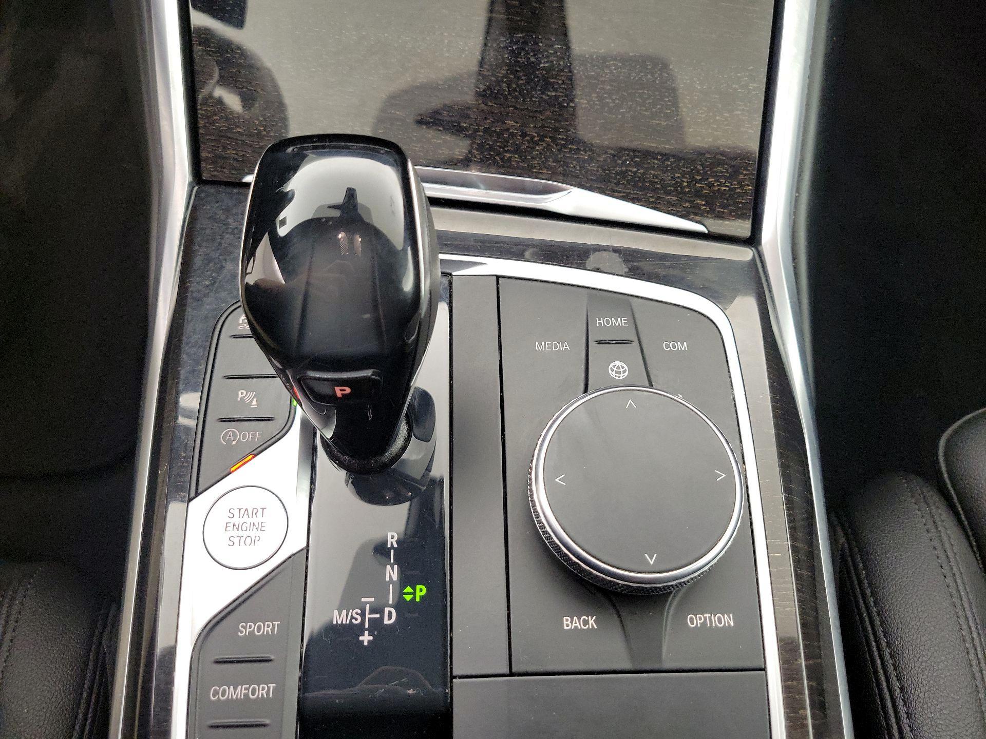 Thumbnail: 2019 BMW 3 Series - 17