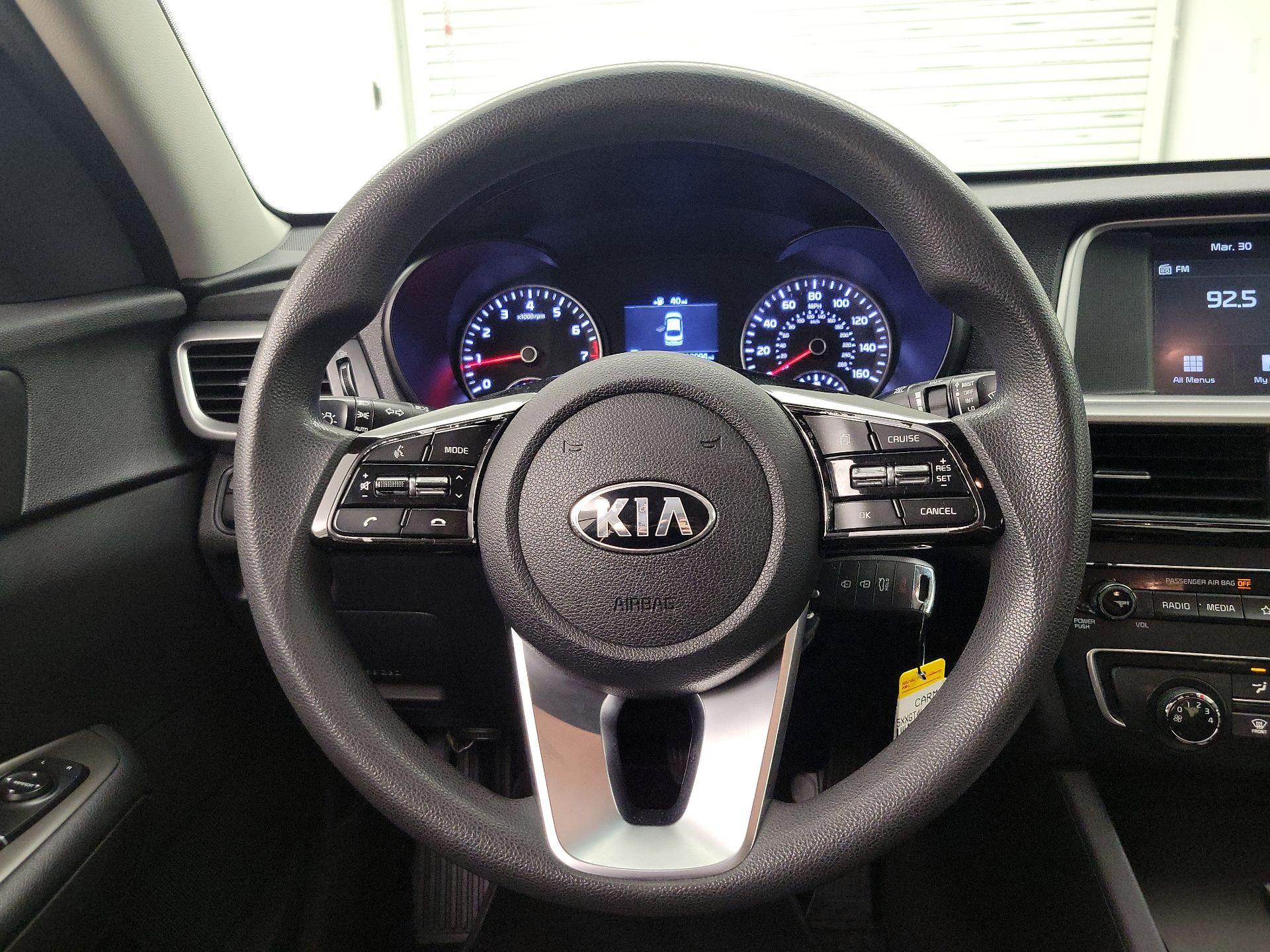 Thumbnail: 2020 Kia Optima - 10