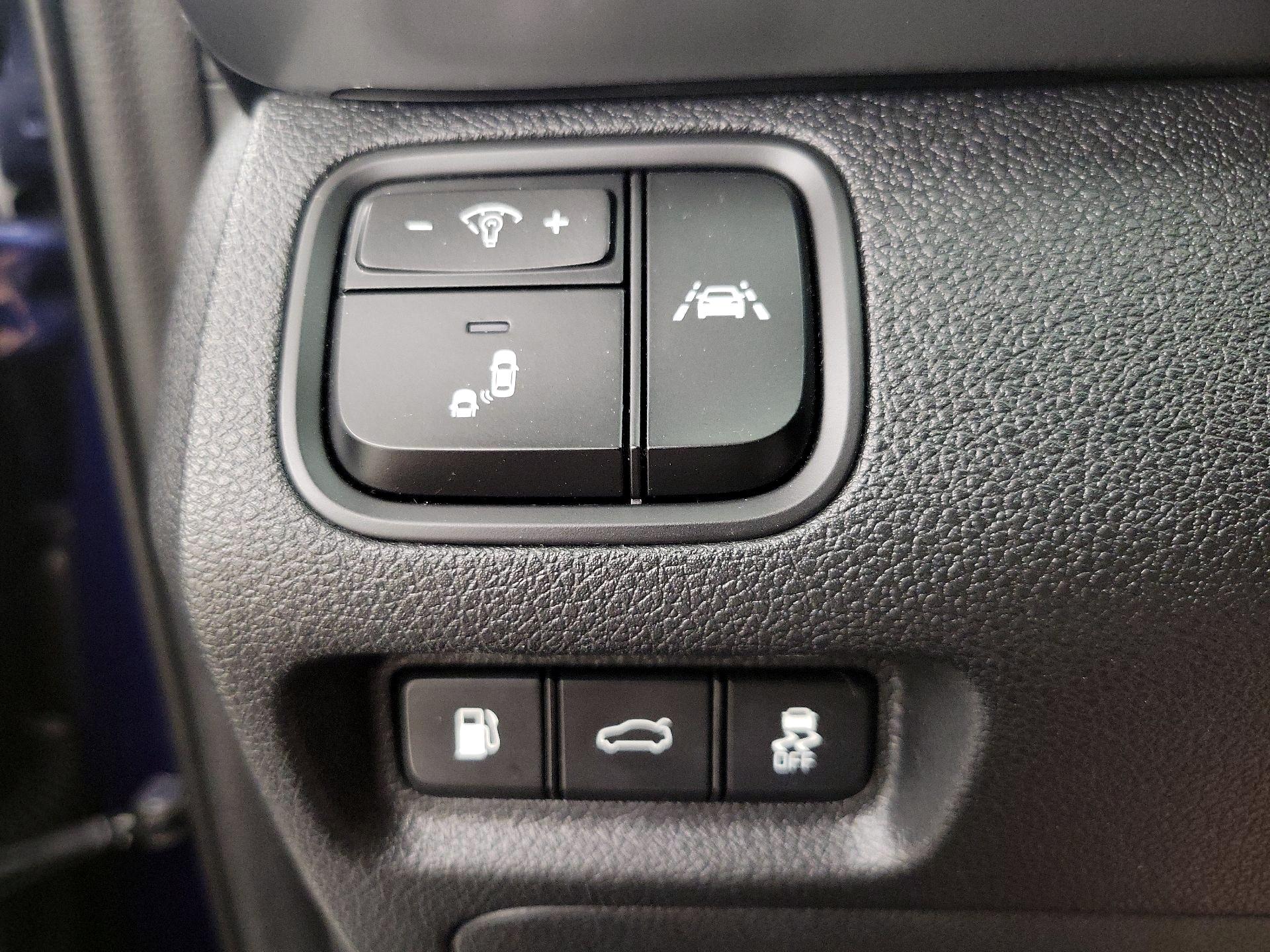 Thumbnail: 2020 Kia Optima - 13