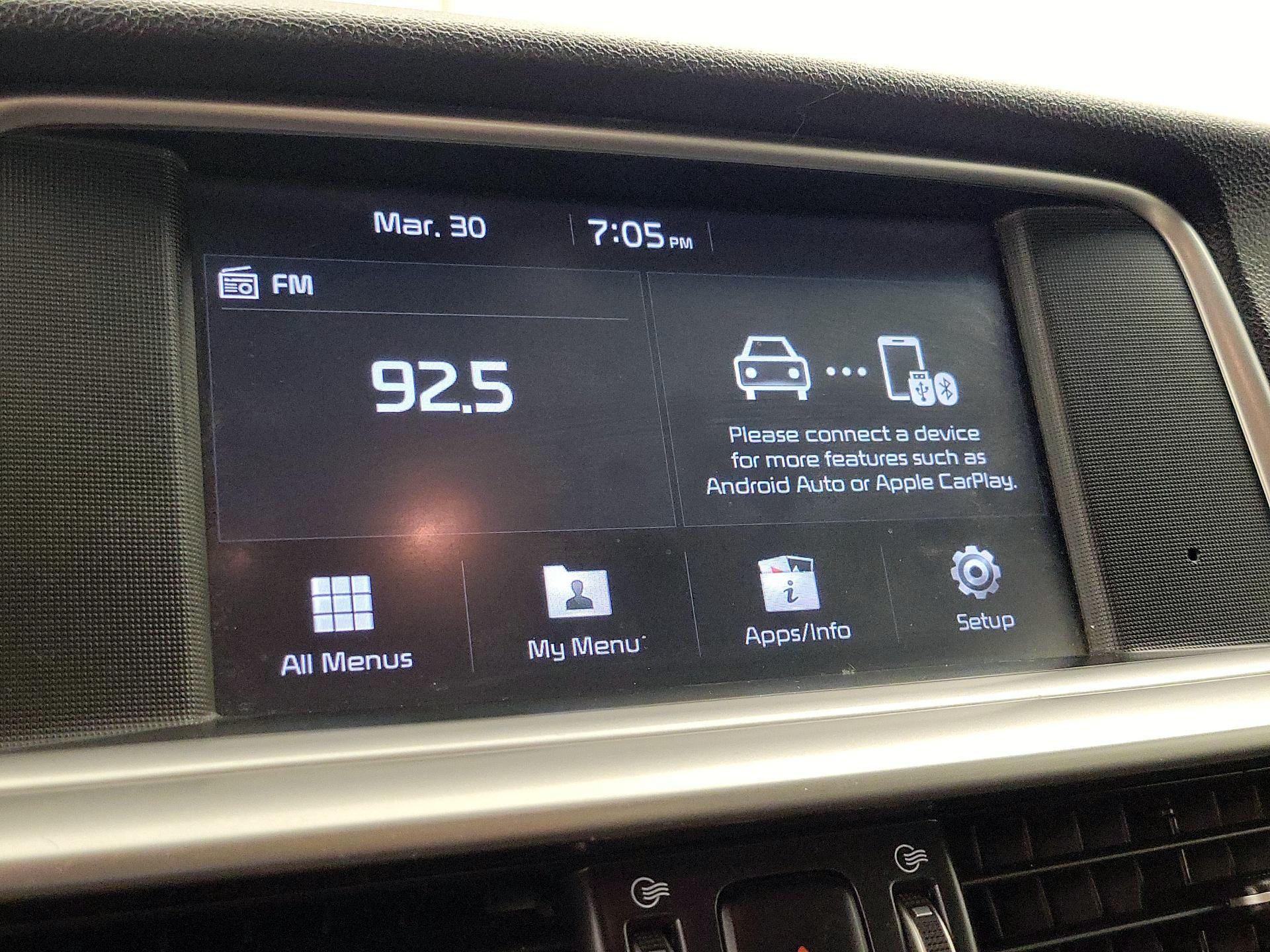 Thumbnail: 2020 Kia Optima - 15