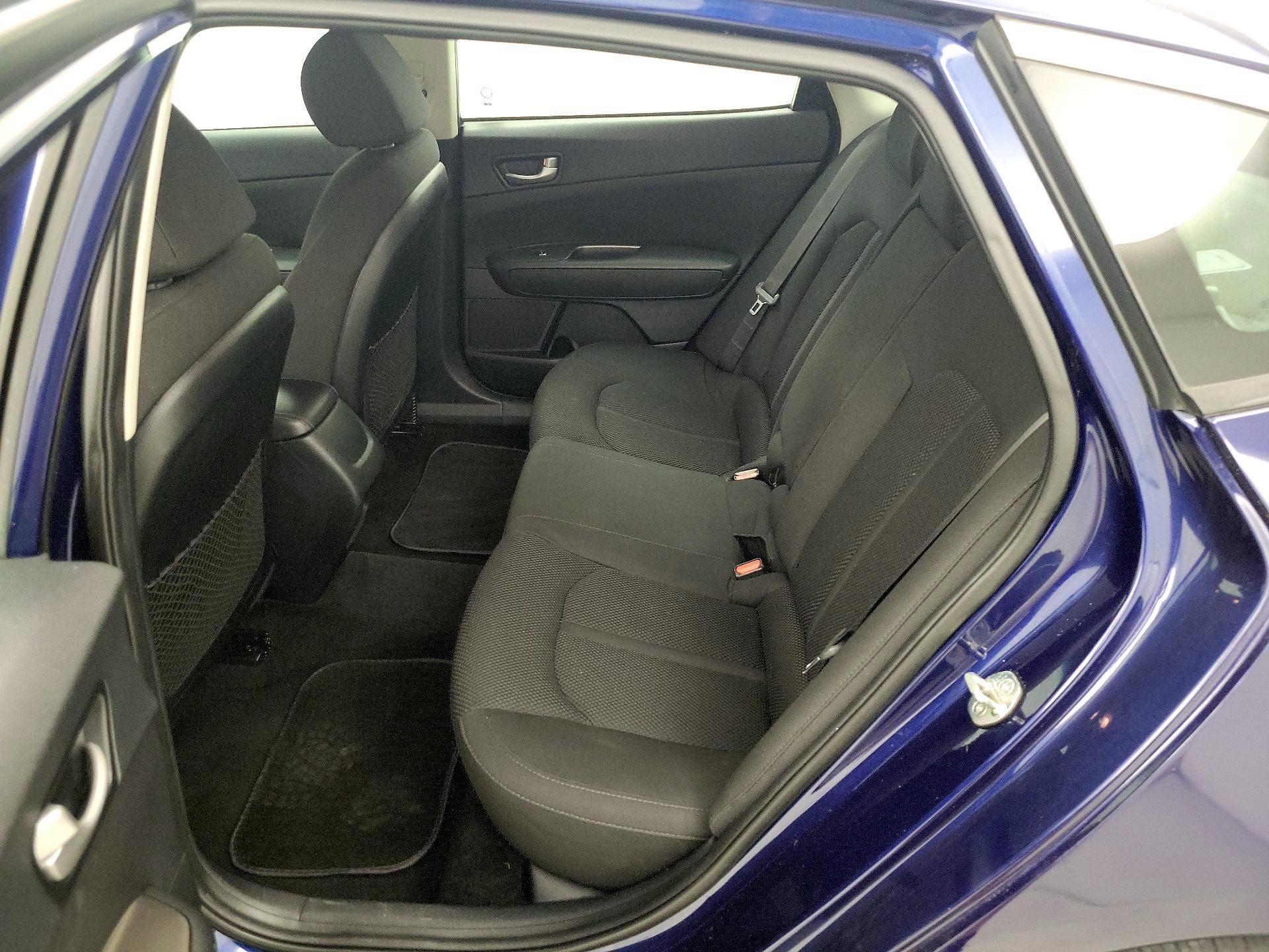 Thumbnail: 2020 Kia Optima - 19