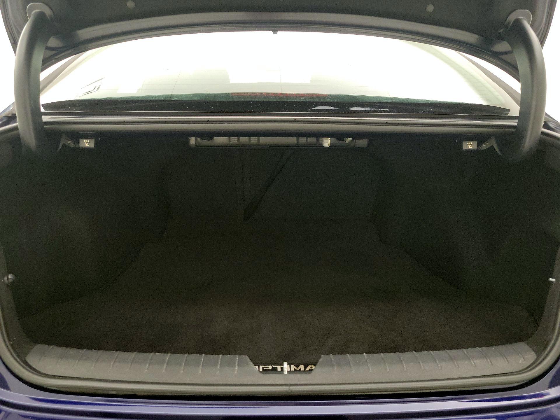 Thumbnail: 2020 Kia Optima - 20