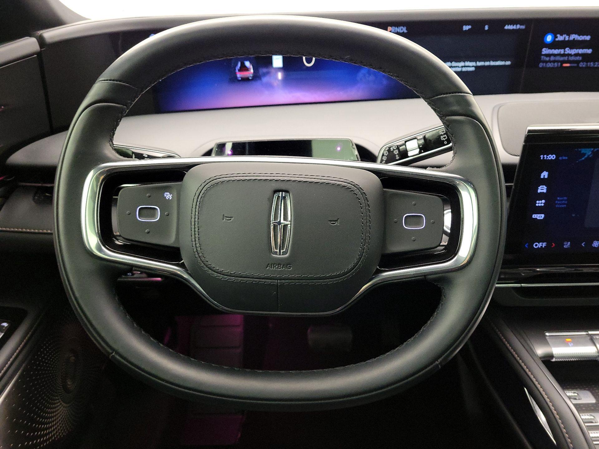 Thumbnail: 2025 Lincoln Nautilus - 10