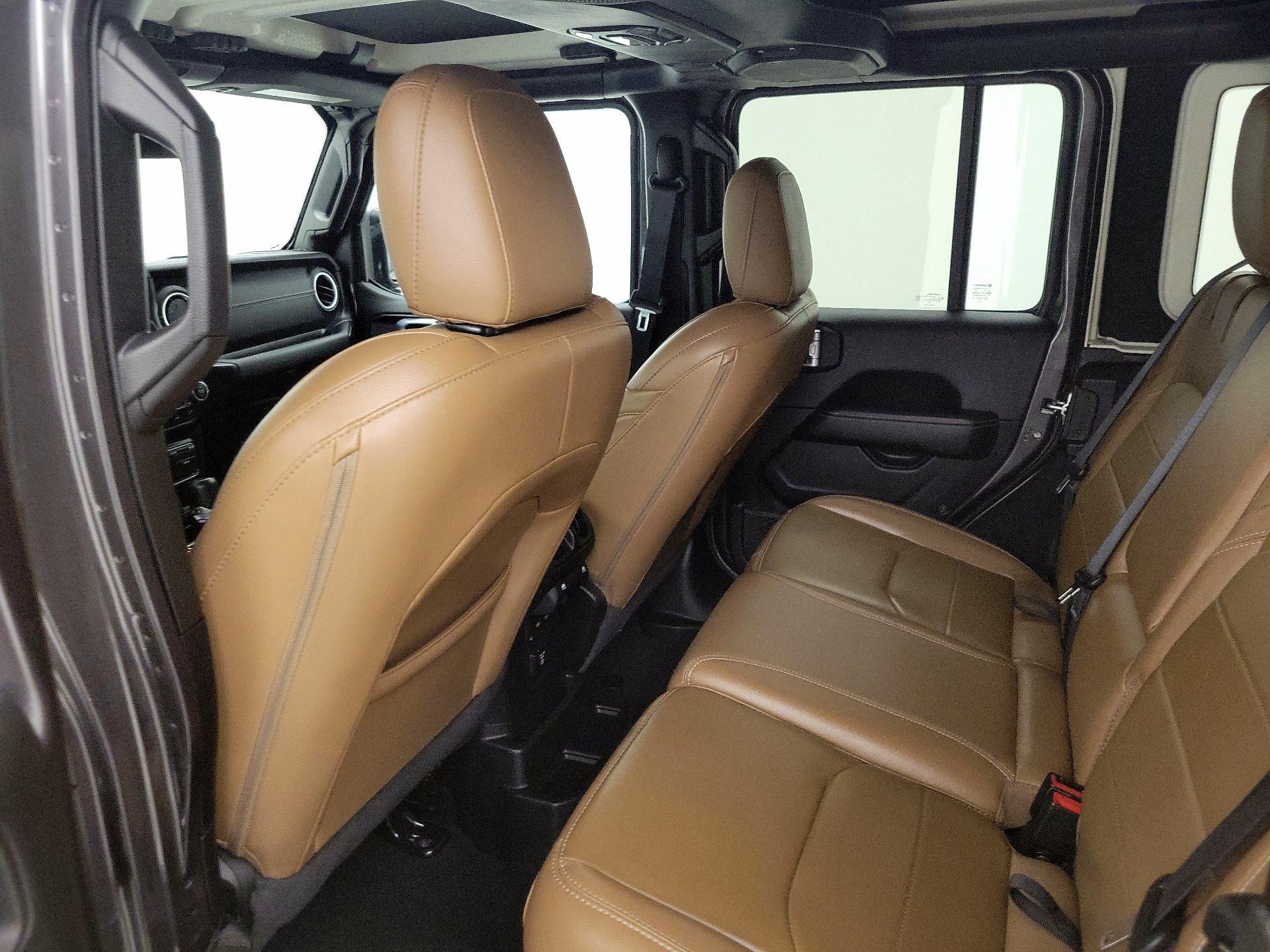 Thumbnail: 2021 Jeep Wrangler - 20